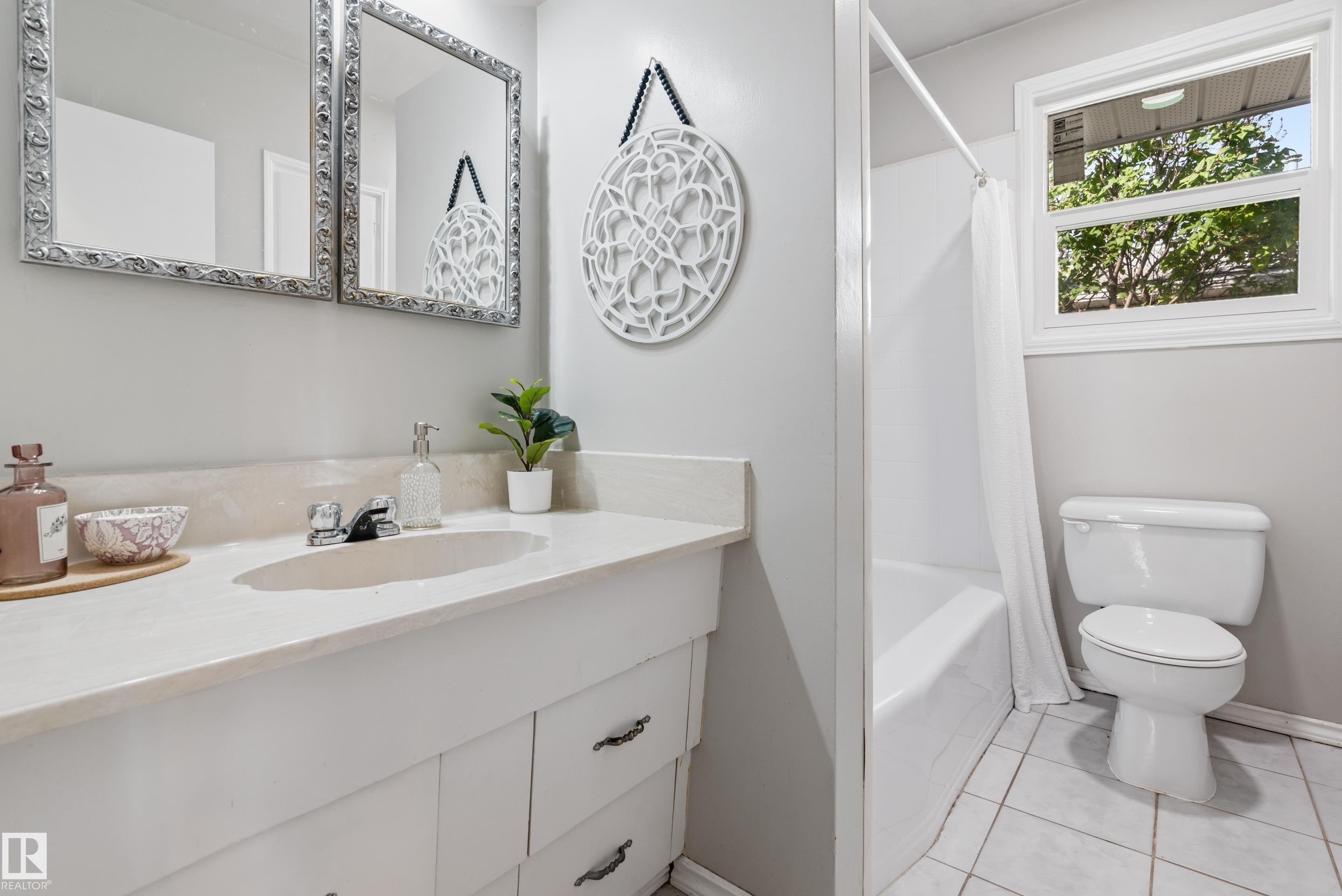 Photo 31 at 7104 95 Avenue NW, Ottewell, Edmonton