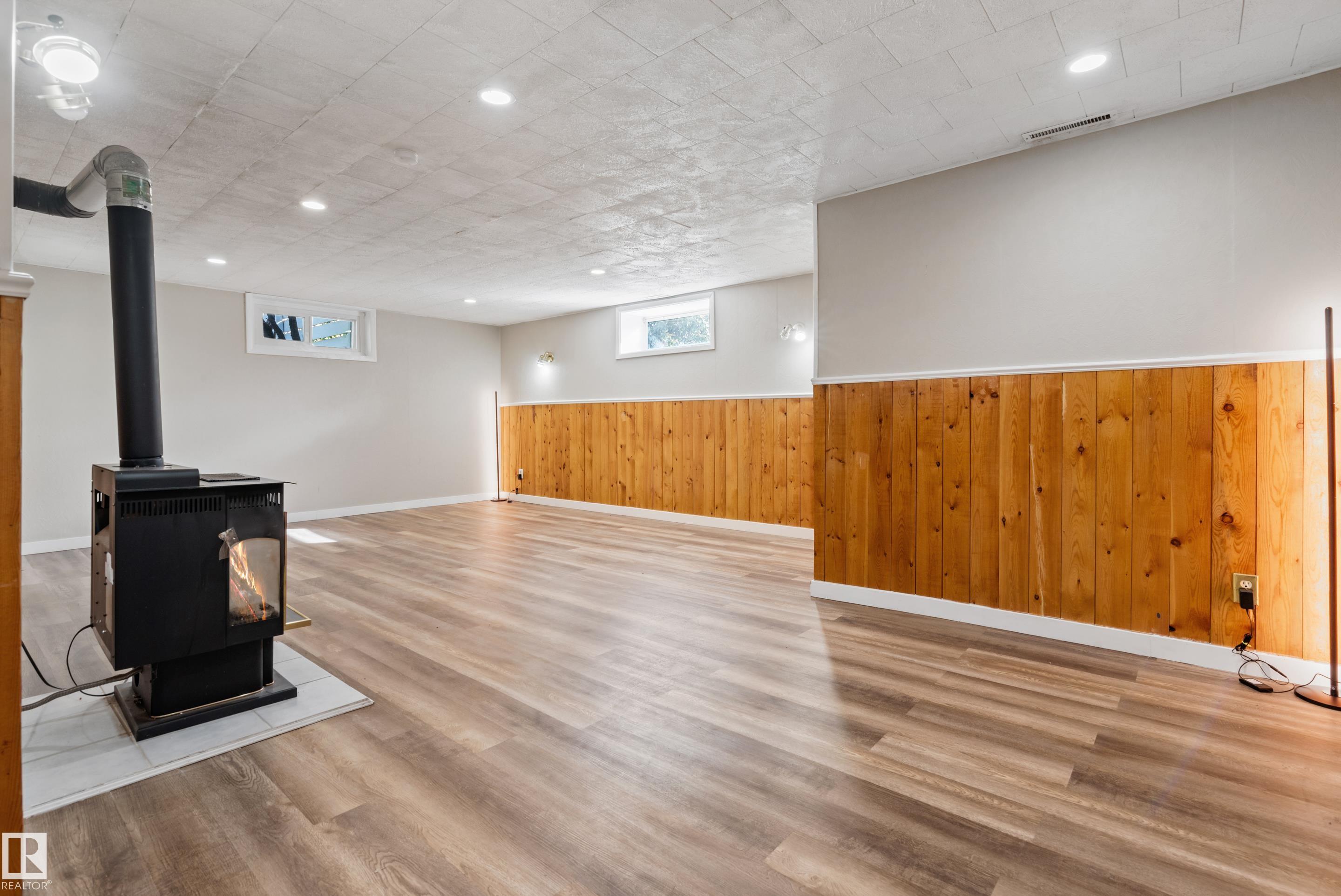 Photo 37 at 7104 95 Avenue NW, Ottewell, Edmonton