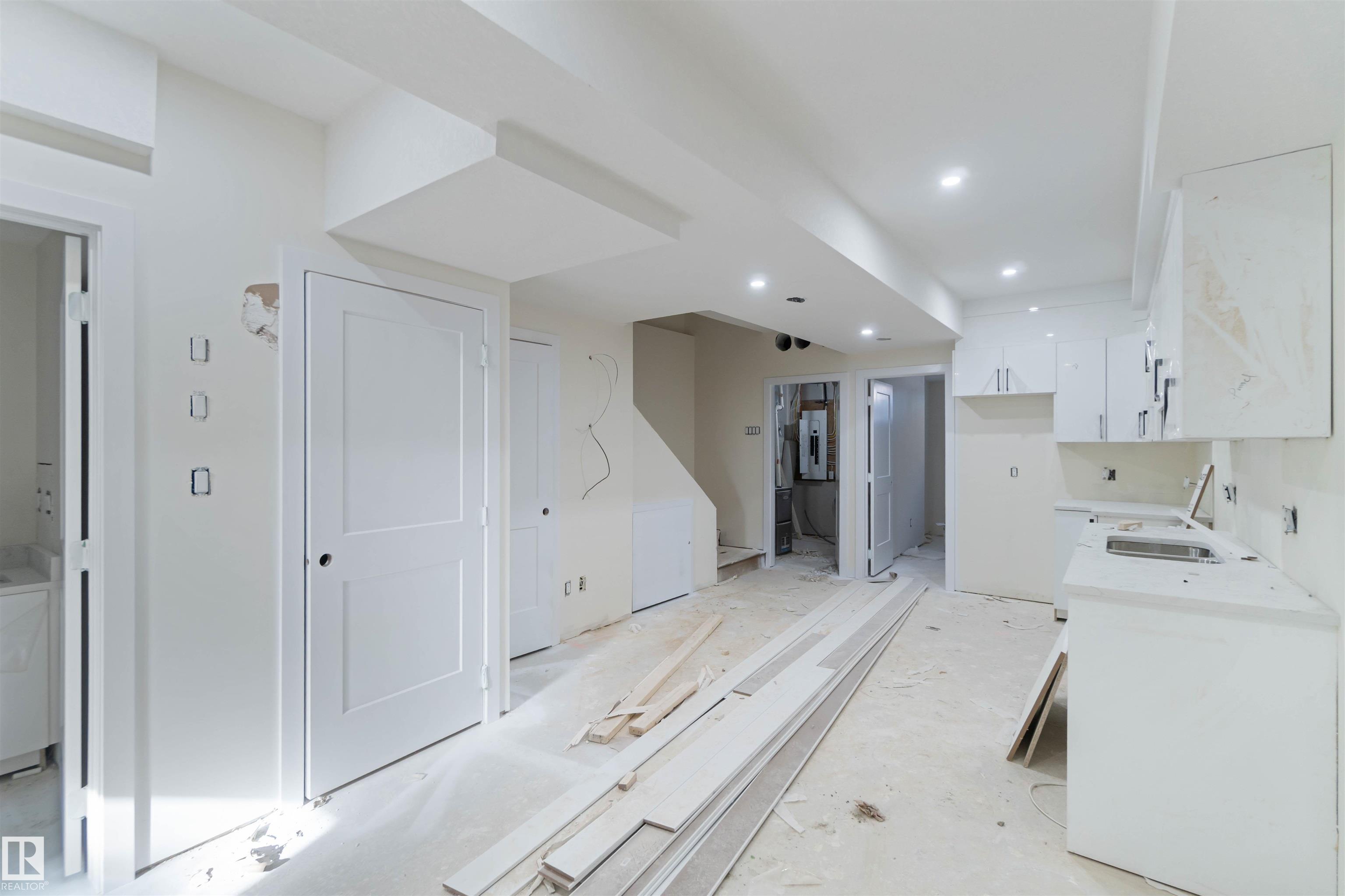 Photo 29 at 8319 81ave NW, King Edward Park, Edmonton