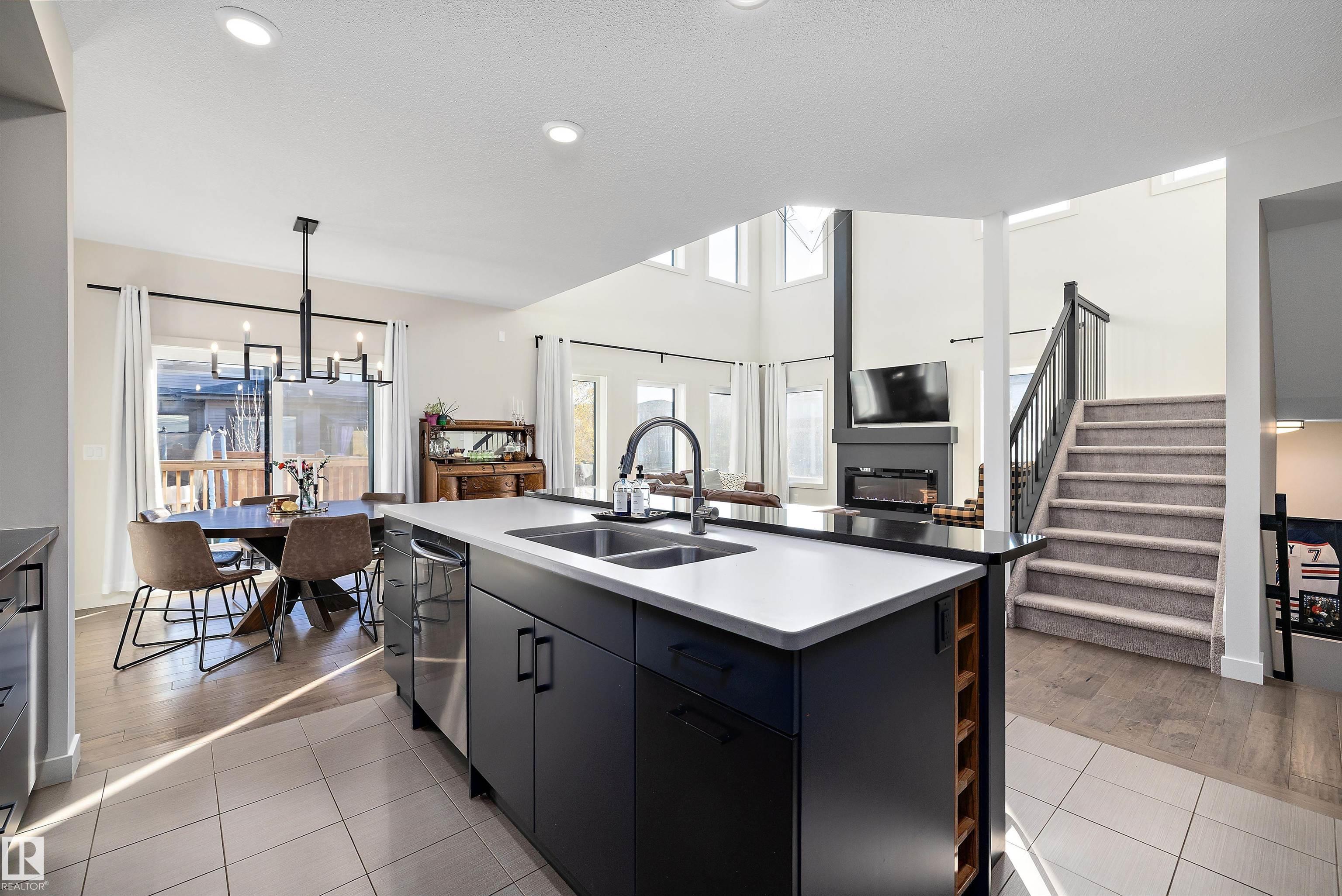 Photo 19 at 2 Elwyck Gate, Fenwyck, Spruce Grove