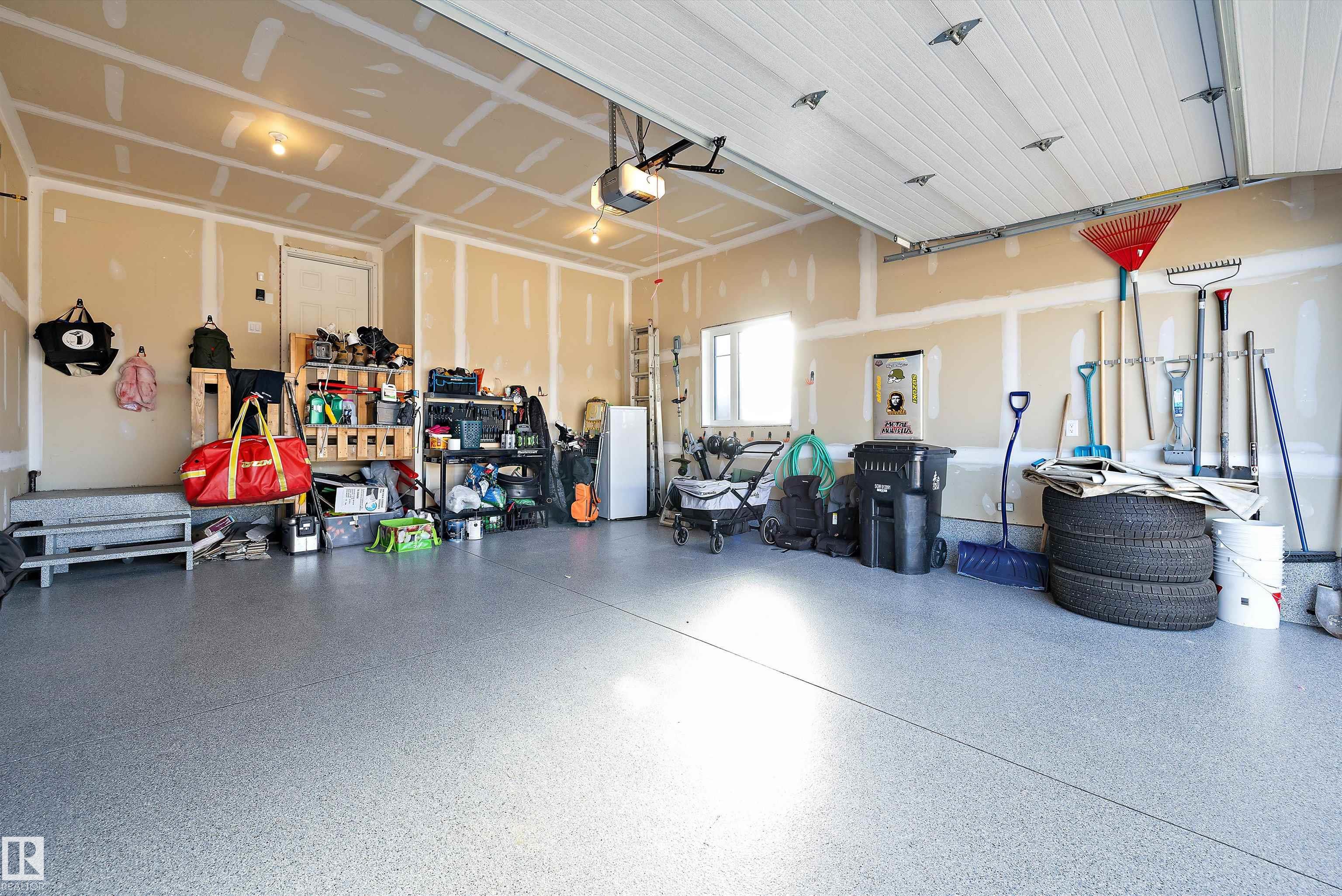 Photo 49 at 2 Elwyck Gate, Fenwyck, Spruce Grove