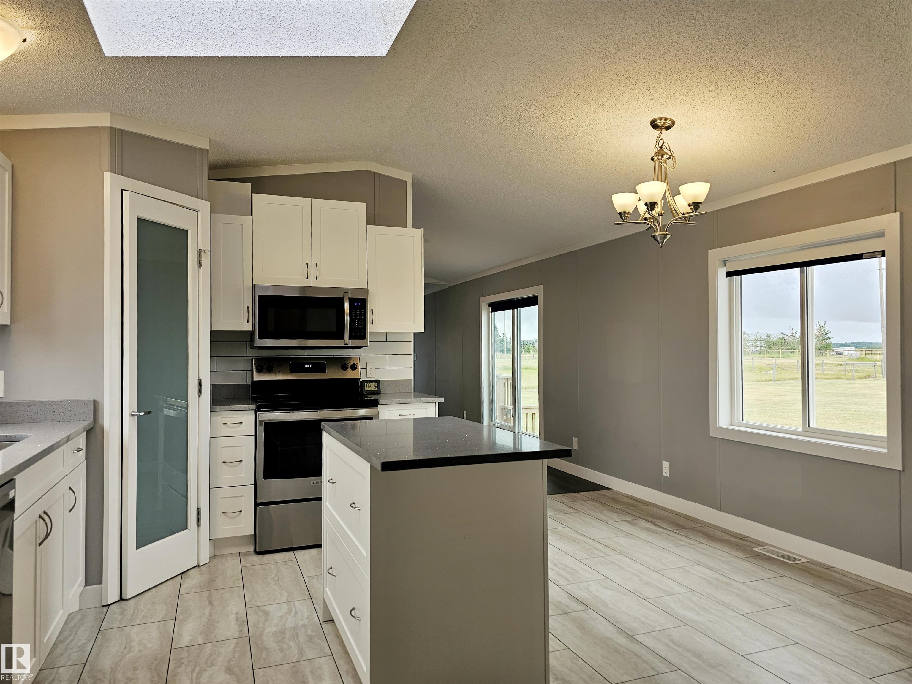 Photo 27 at 42 Richfield Road, Clearview Acres, Rural Sturgeon County