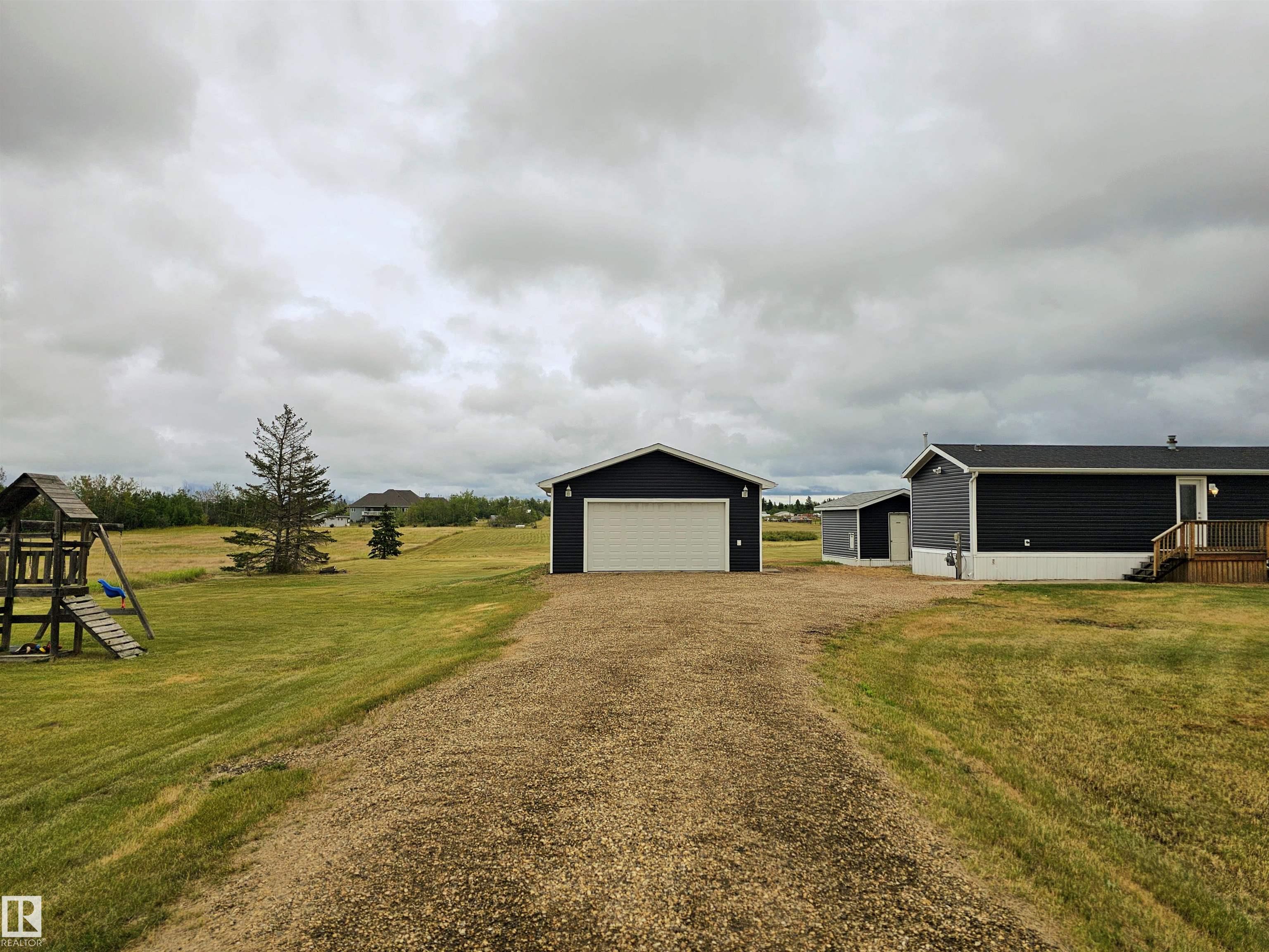 Photo 49 at 42 Richfield Road, Clearview Acres, Rural Sturgeon County