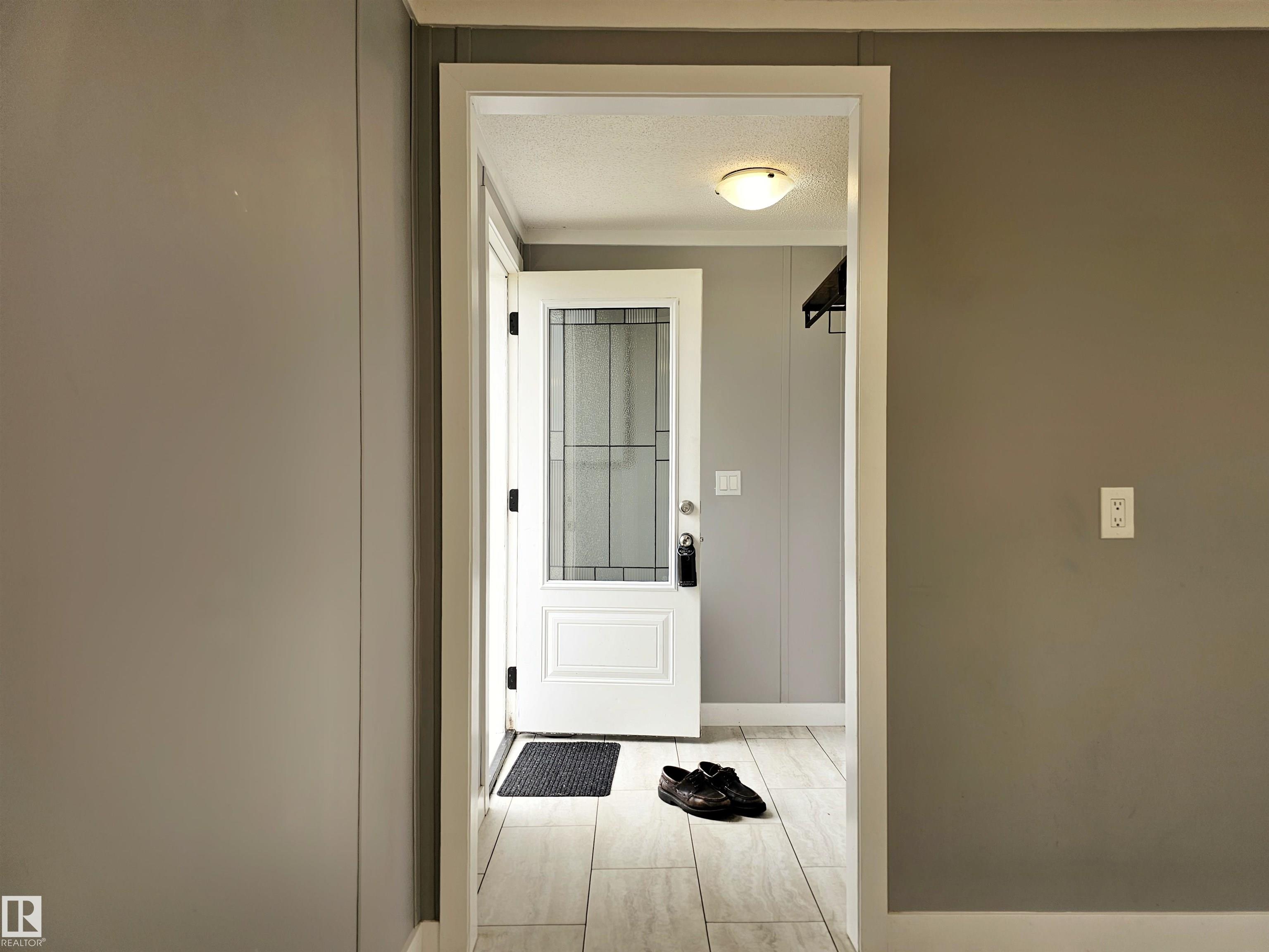 Photo 10 at 42 Richfield Road, Clearview Acres, Rural Sturgeon County