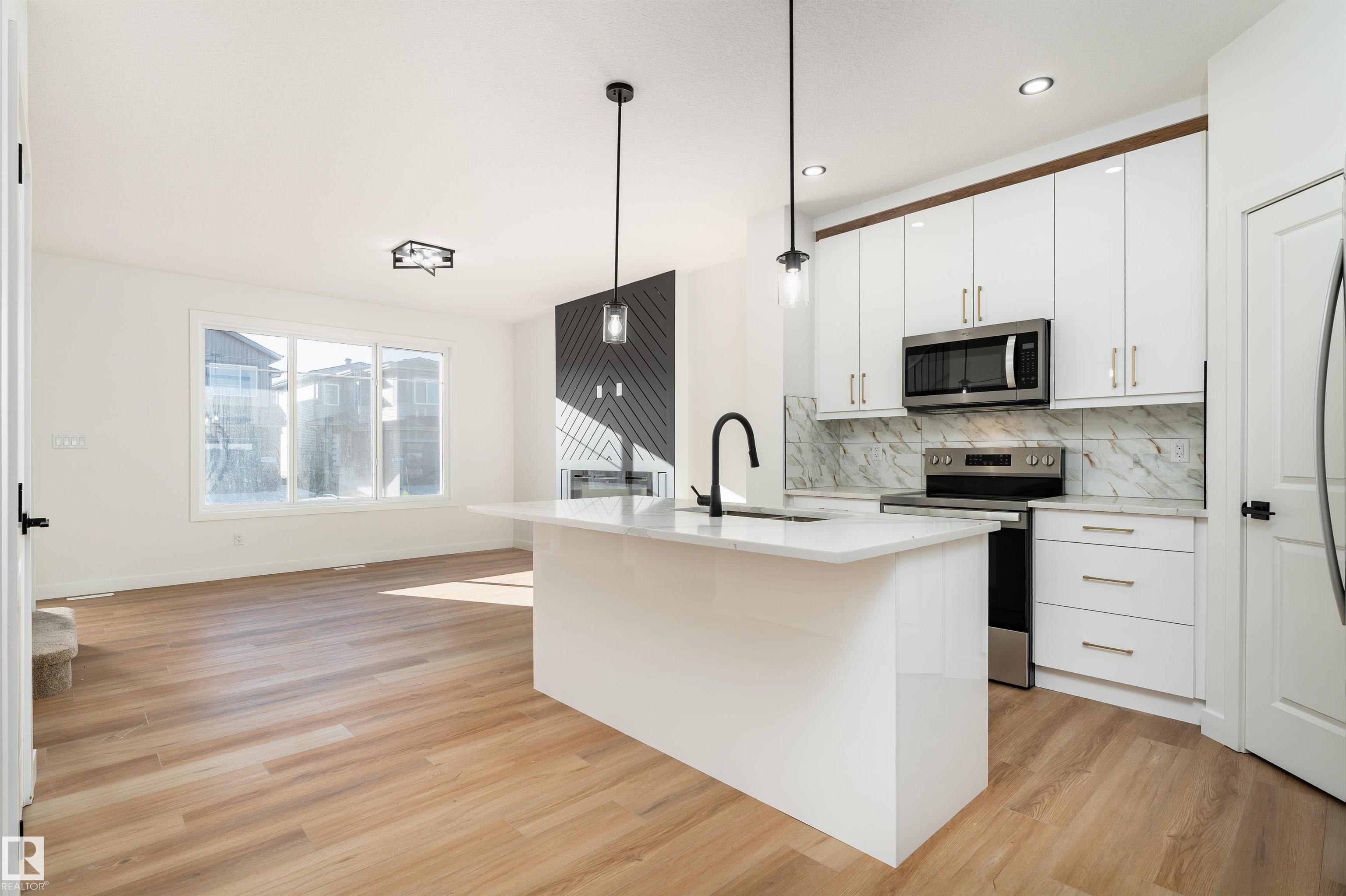 Photo 11 at 20 Westwyck Link, Fenwyck, Spruce Grove