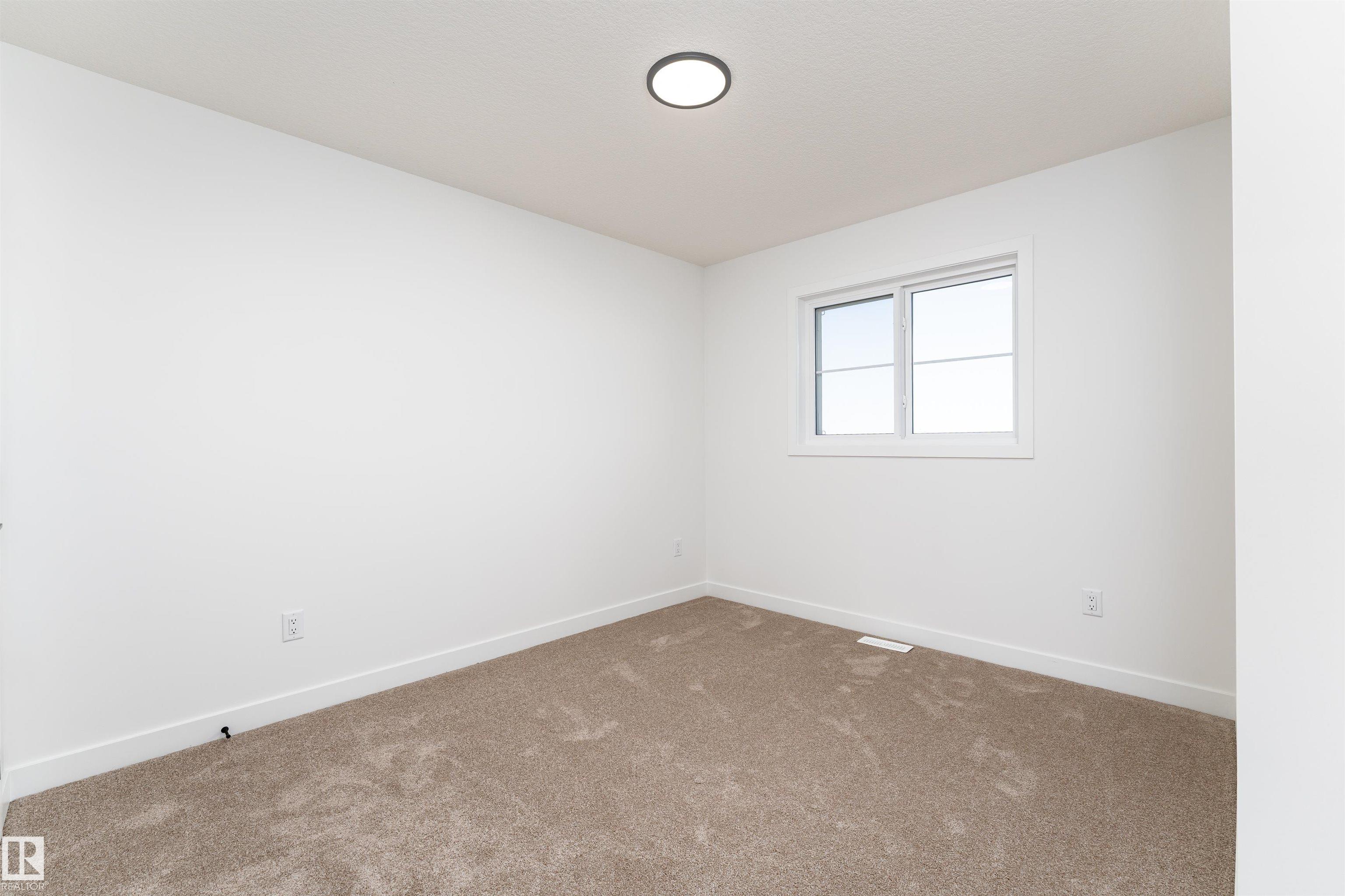 Photo 31 at 20 Westwyck Link, Fenwyck, Spruce Grove