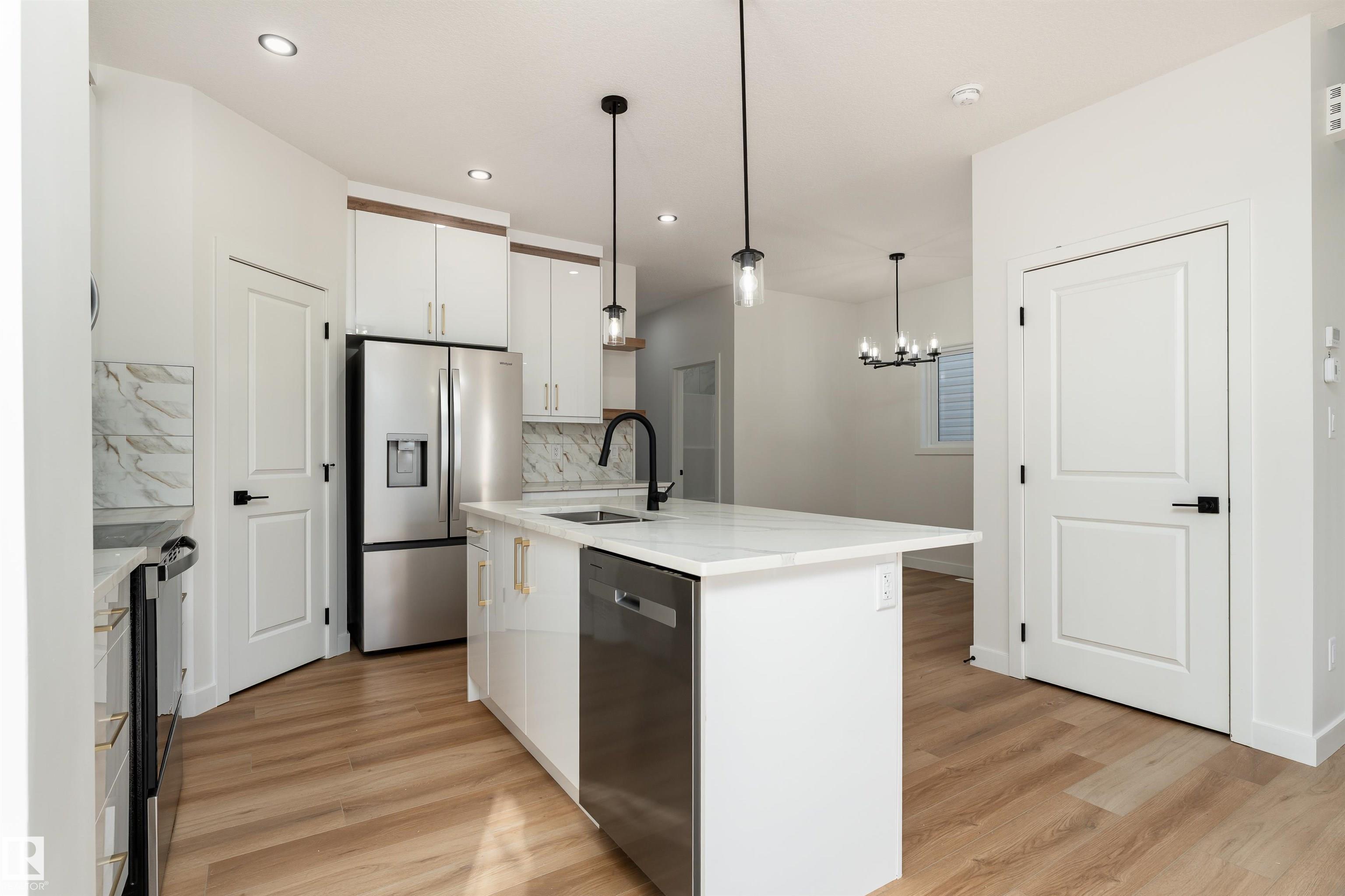 Photo 9 at 20 Westwyck Link, Fenwyck, Spruce Grove