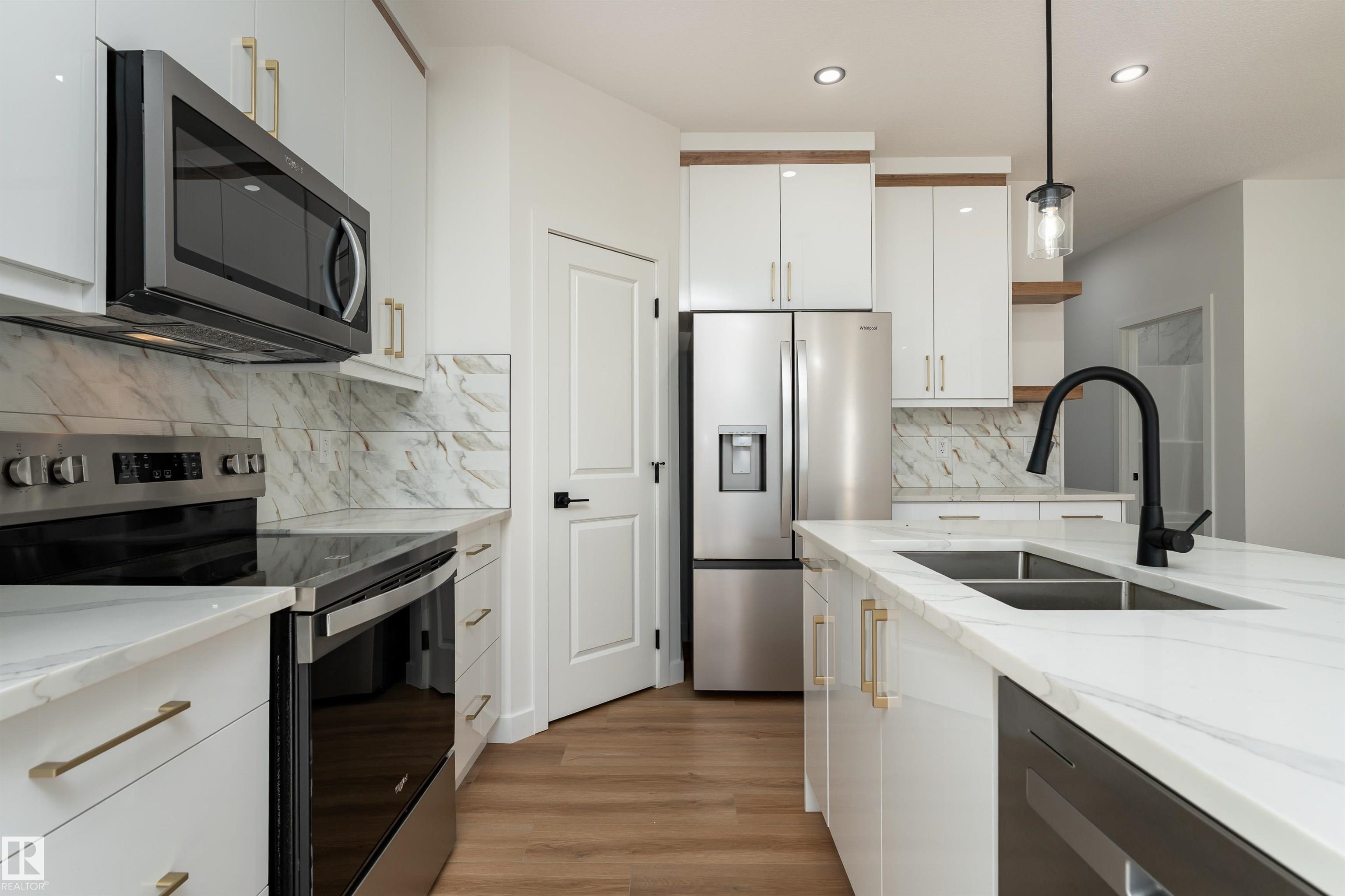 Photo 10 at 20 Westwyck Link, Fenwyck, Spruce Grove