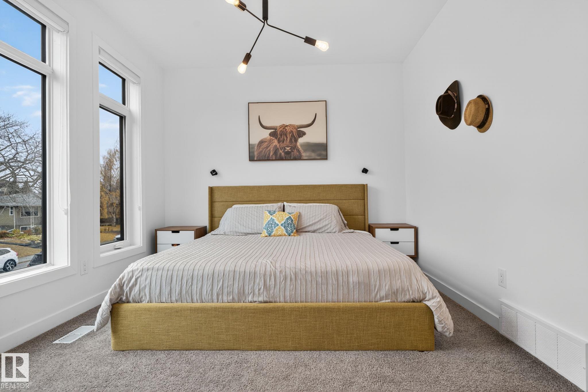 Photo 15 at 10511 75 Street NW, Forest Heights, Edmonton