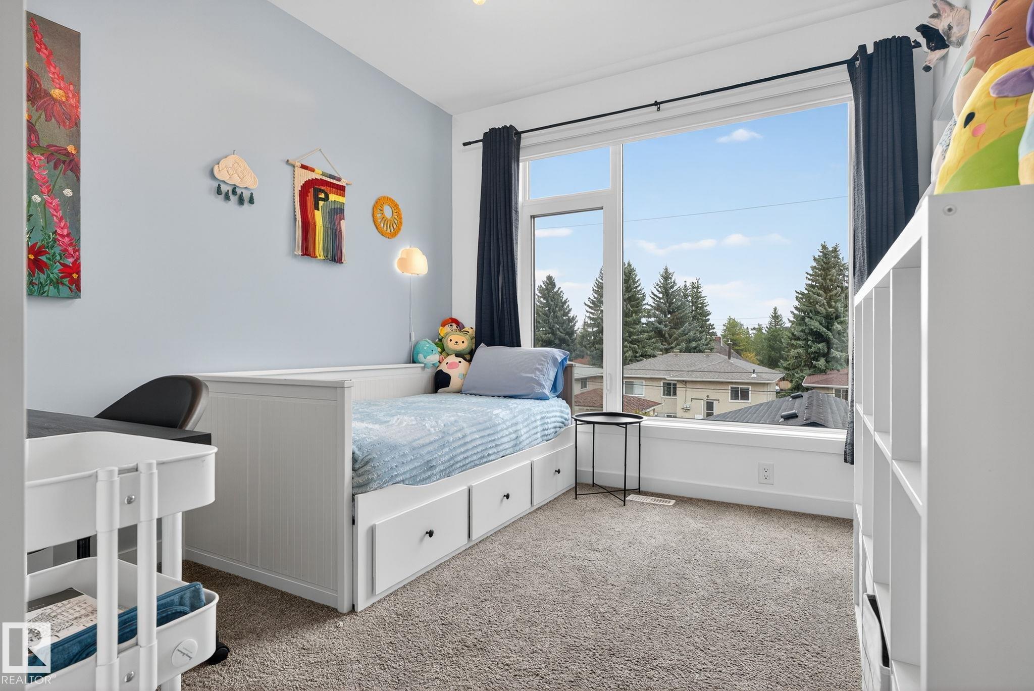 Photo 18 at 10511 75 Street NW, Forest Heights, Edmonton