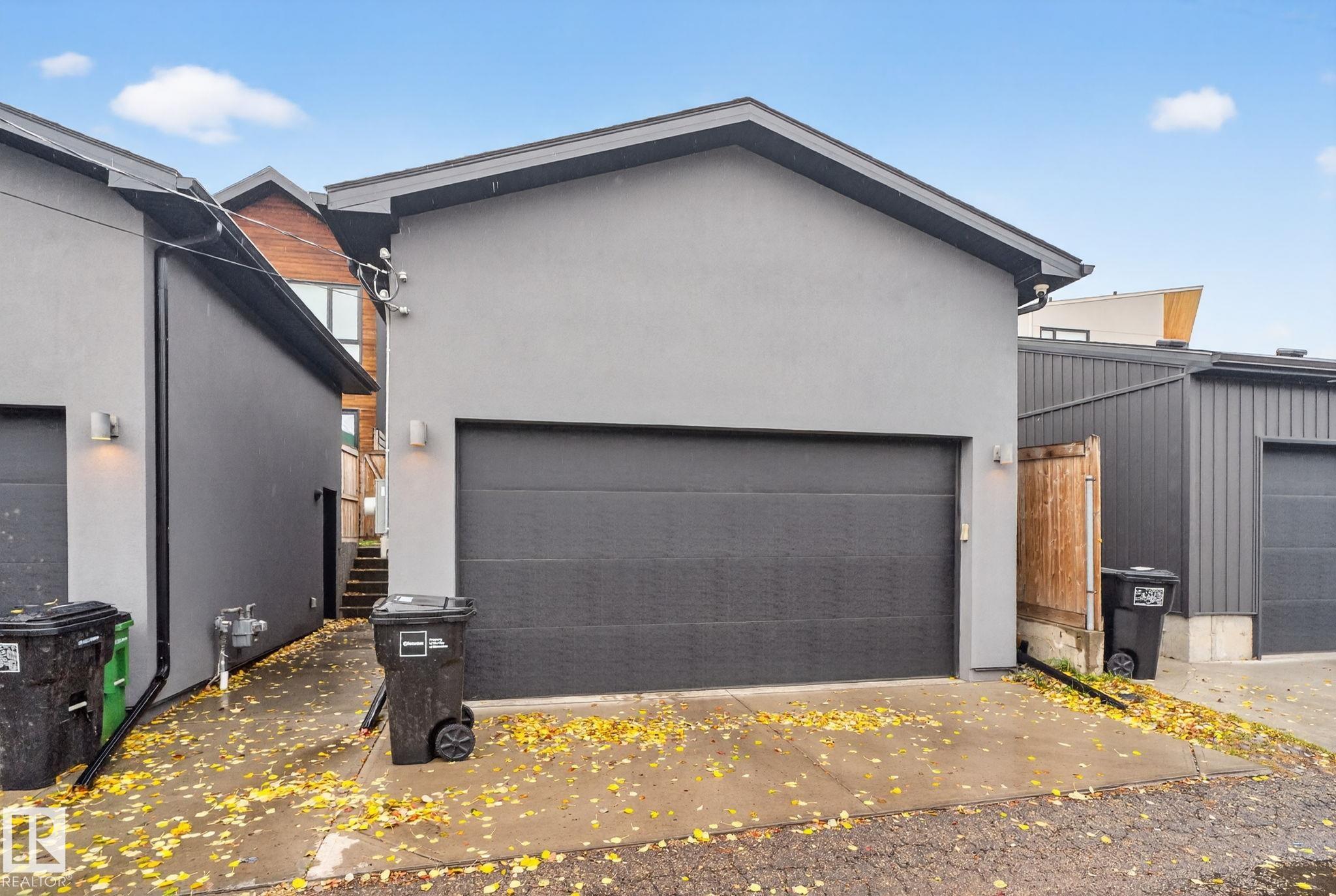 Photo 26 at 10511 75 Street NW, Forest Heights, Edmonton