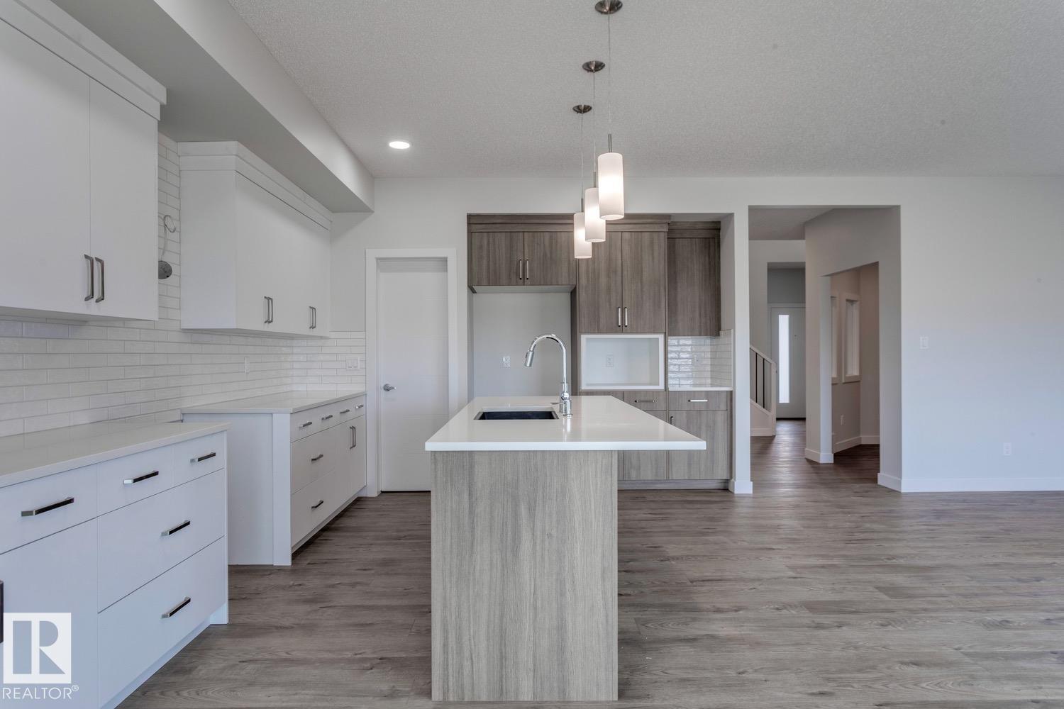 Photo 11 at 19011 20 Avenue NW, River's Edge, Edmonton