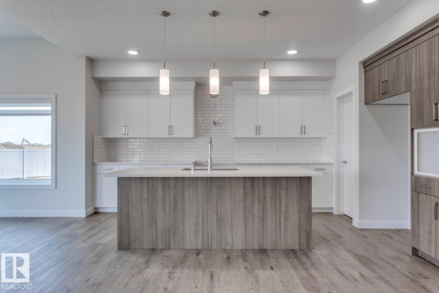 Photo 9 at 19011 20 Avenue NW, River's Edge, Edmonton