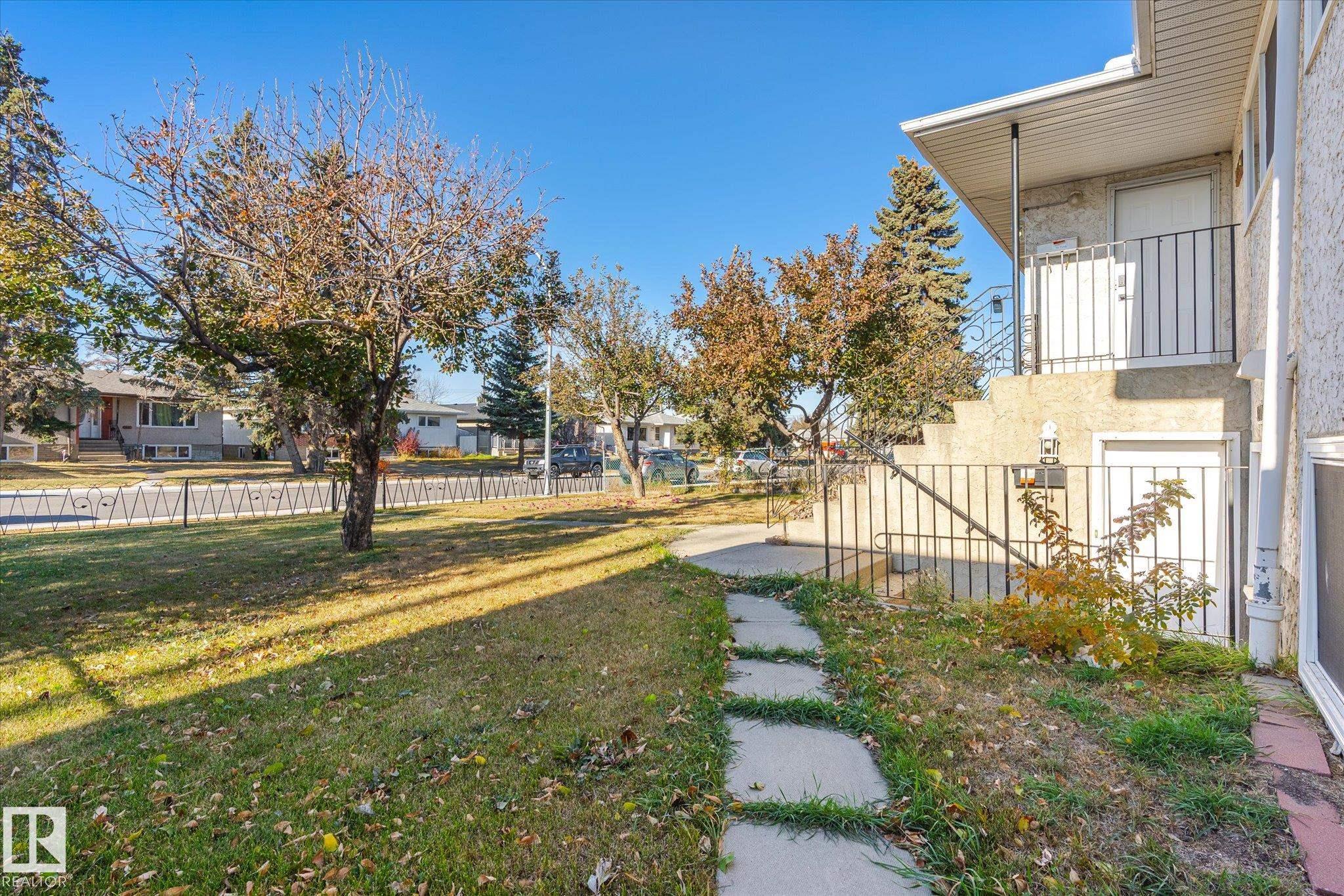 Photo 3 at 12707 & 12709 92 Street NW, Killarney, Edmonton