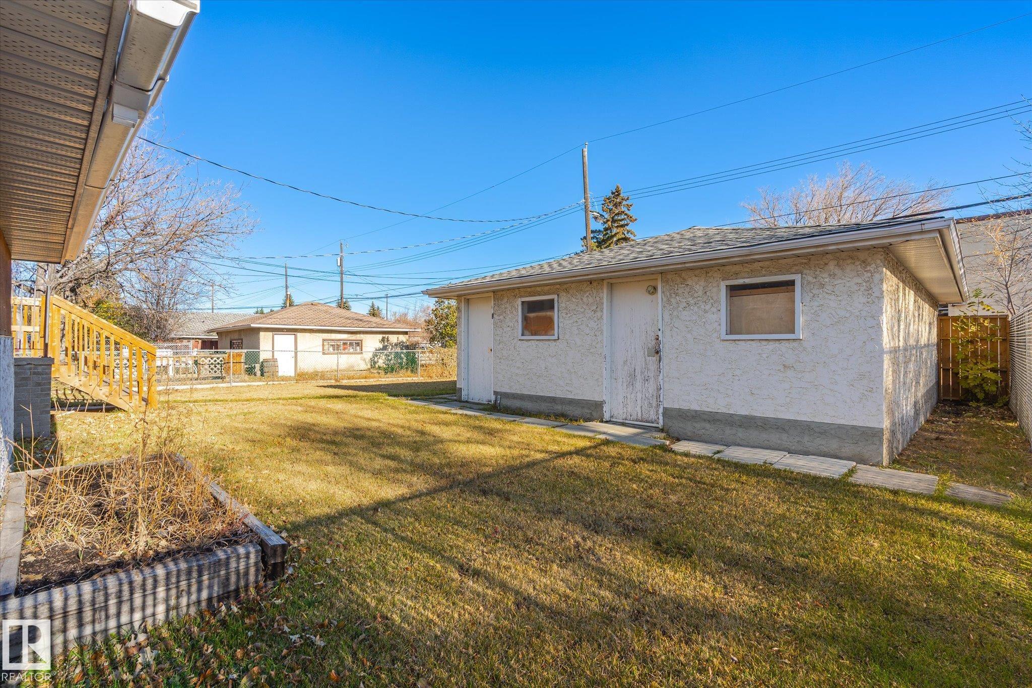 Photo 39 at 12707 & 12709 92 Street NW, Killarney, Edmonton