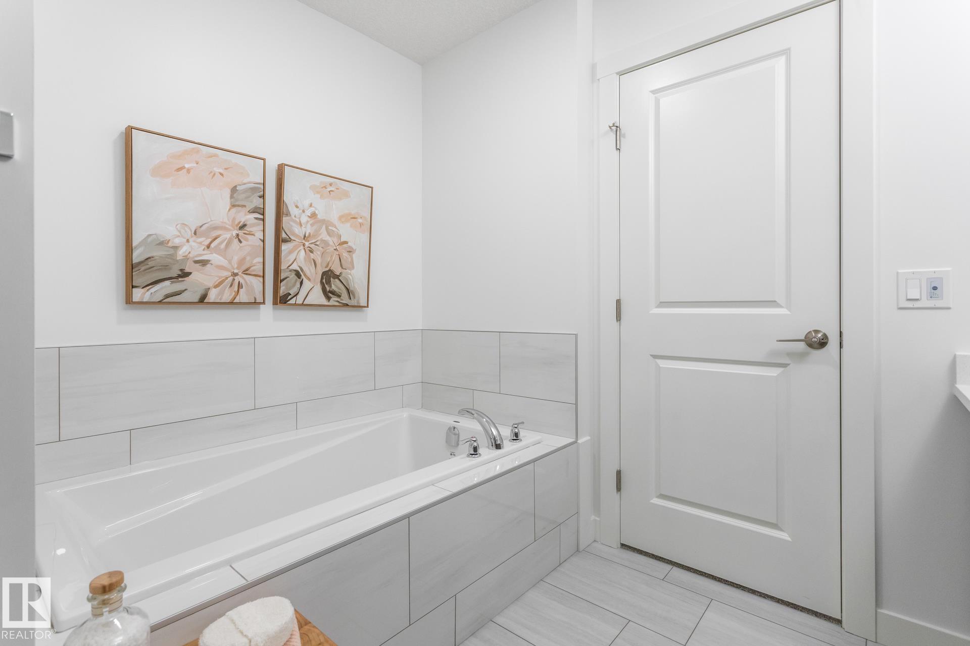 Photo 20 at 319 157 Avenue NE, Quarry Ridge, Edmonton