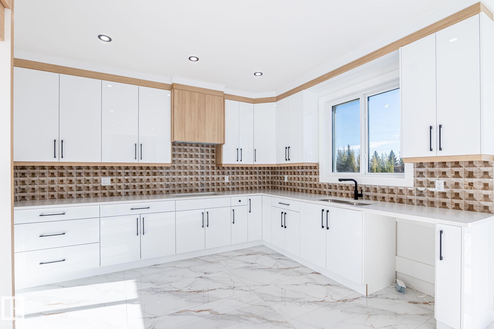 Photo 11 at 2003 154 Avenue NW, Gorman, Edmonton