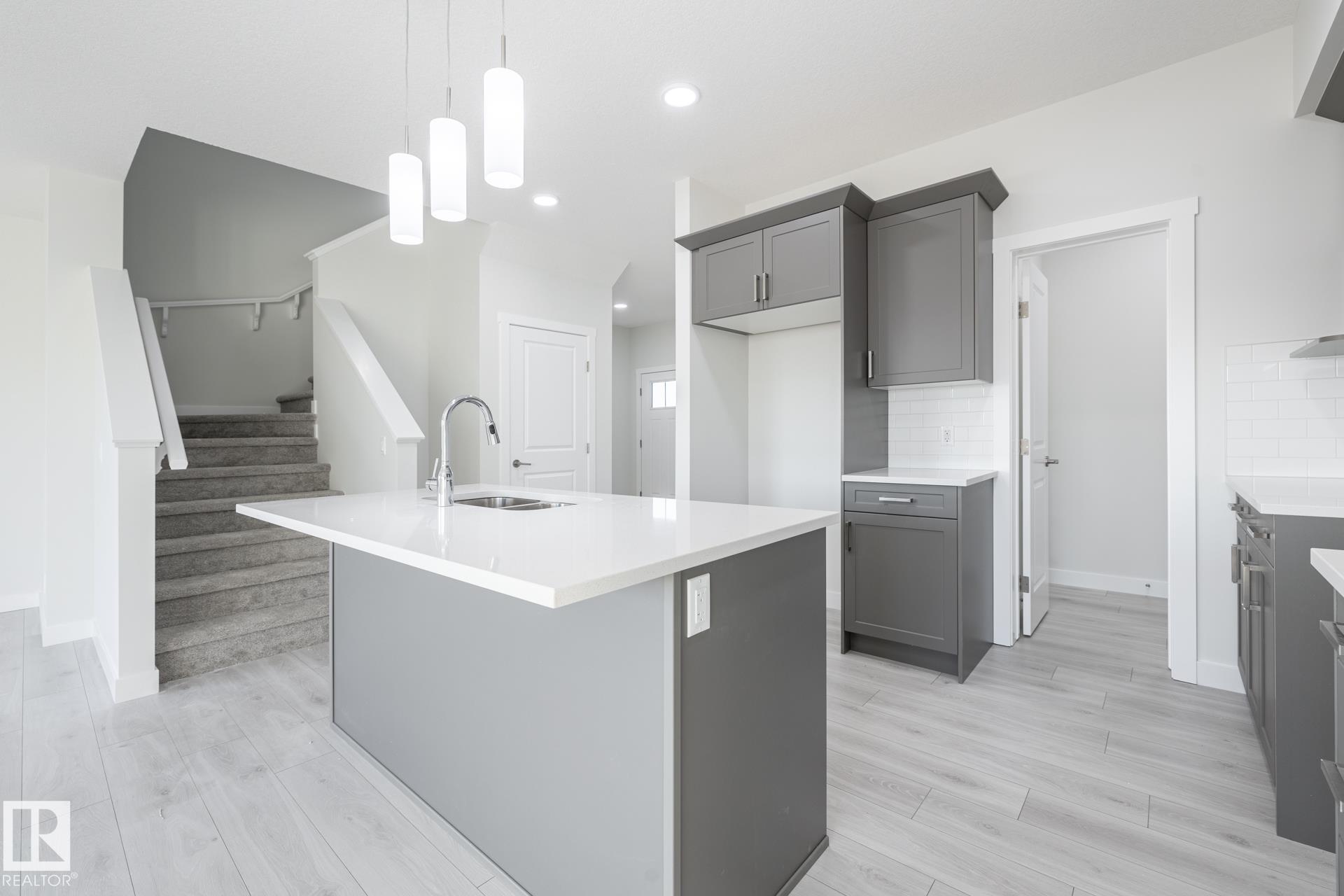 Photo 10 at 403 157 Avenue NE, Quarry Ridge, Edmonton