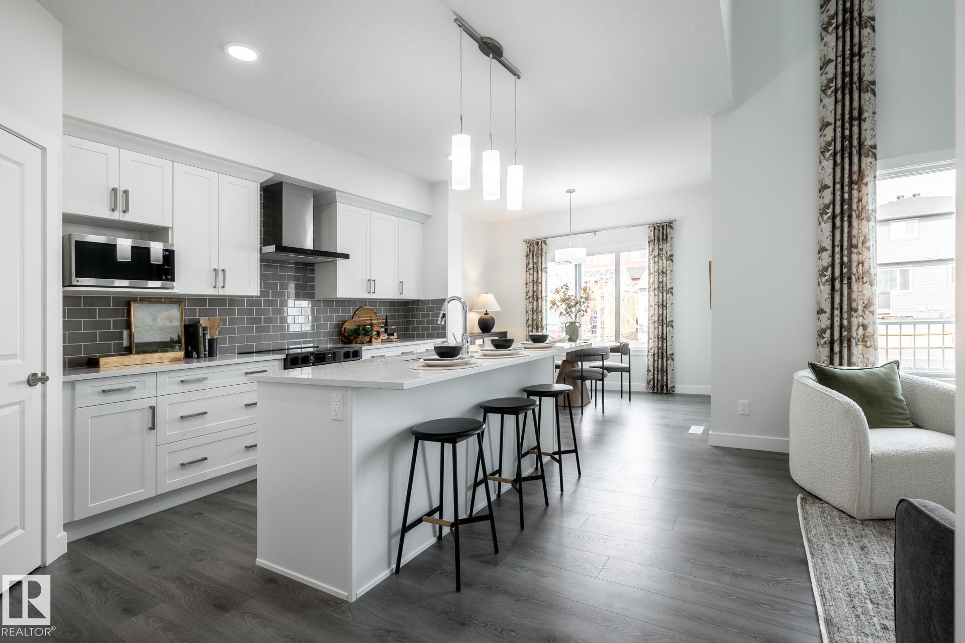 Photo 4 at 5017 Cawsey Link SW, Chappelle Area, Edmonton