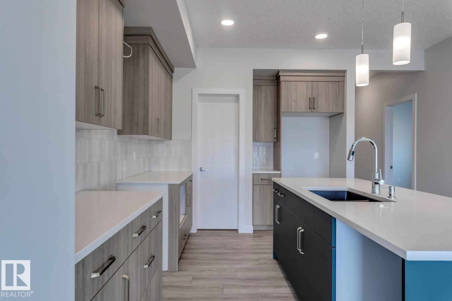 Photo 12 at 19019 20 Avenue NW, River's Edge, Edmonton