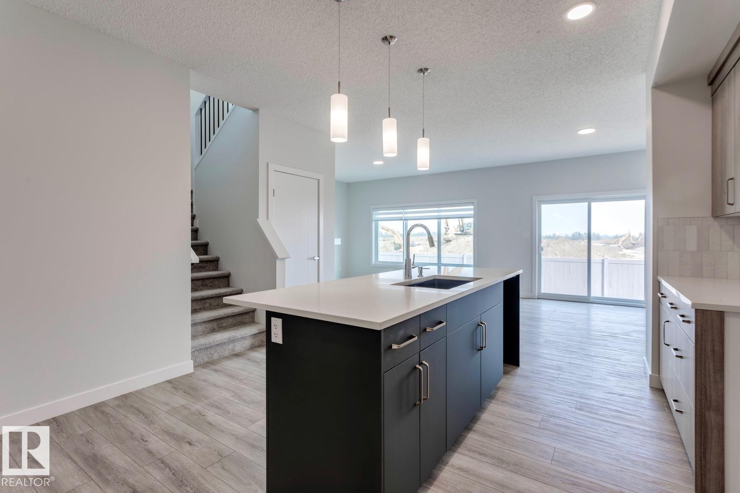 Photo 17 at 19019 20 Avenue NW, River's Edge, Edmonton