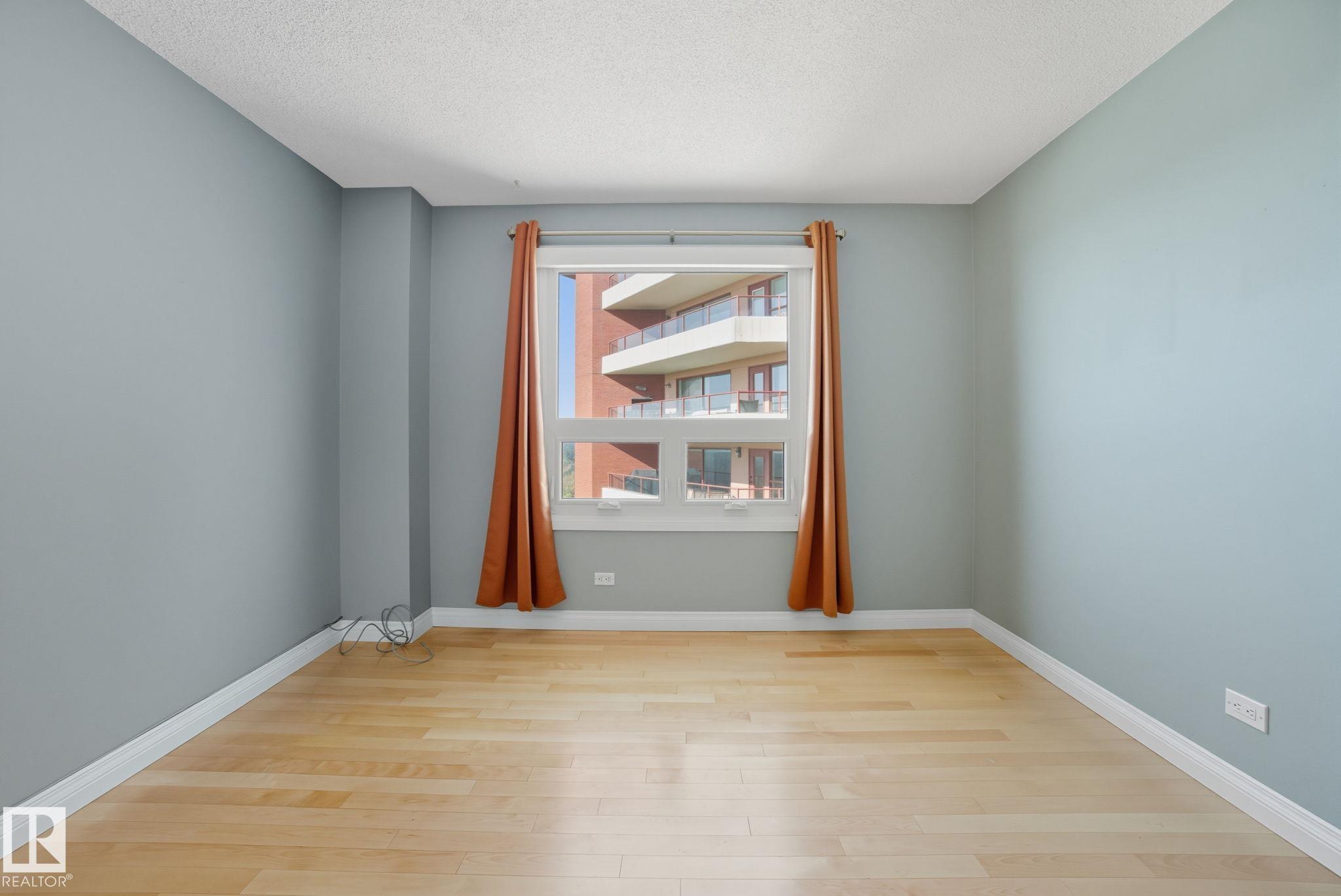 Photo 23 at 1602 - 12303 Jasper Avenue NW, Wîhkwêntôwin, Edmonton