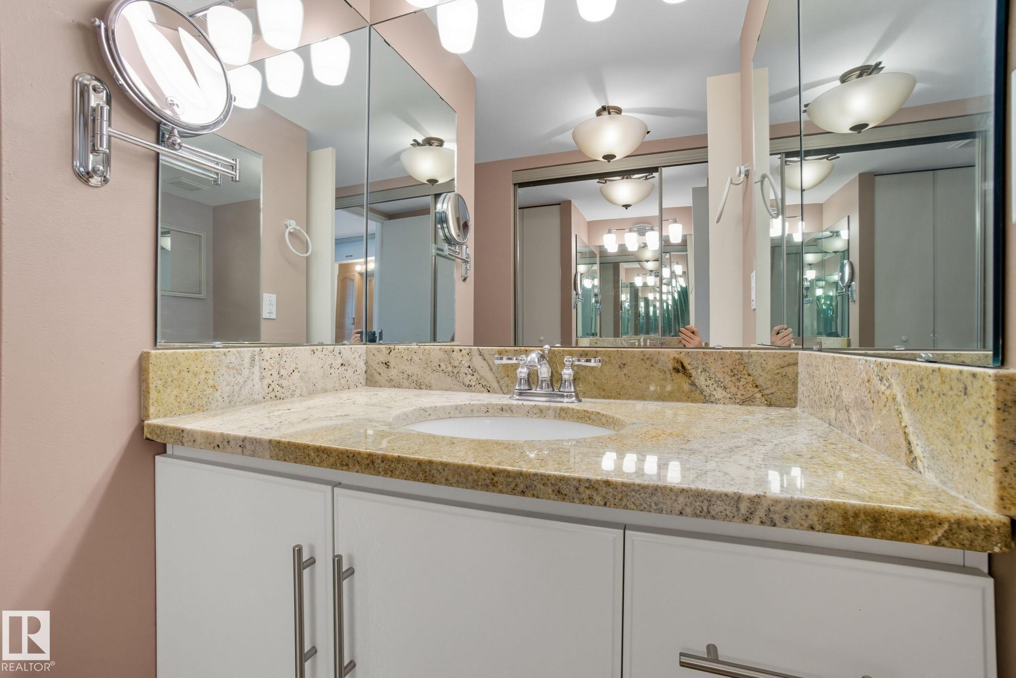 Photo 32 at 1602 - 12303 Jasper Avenue NW, Wîhkwêntôwin, Edmonton