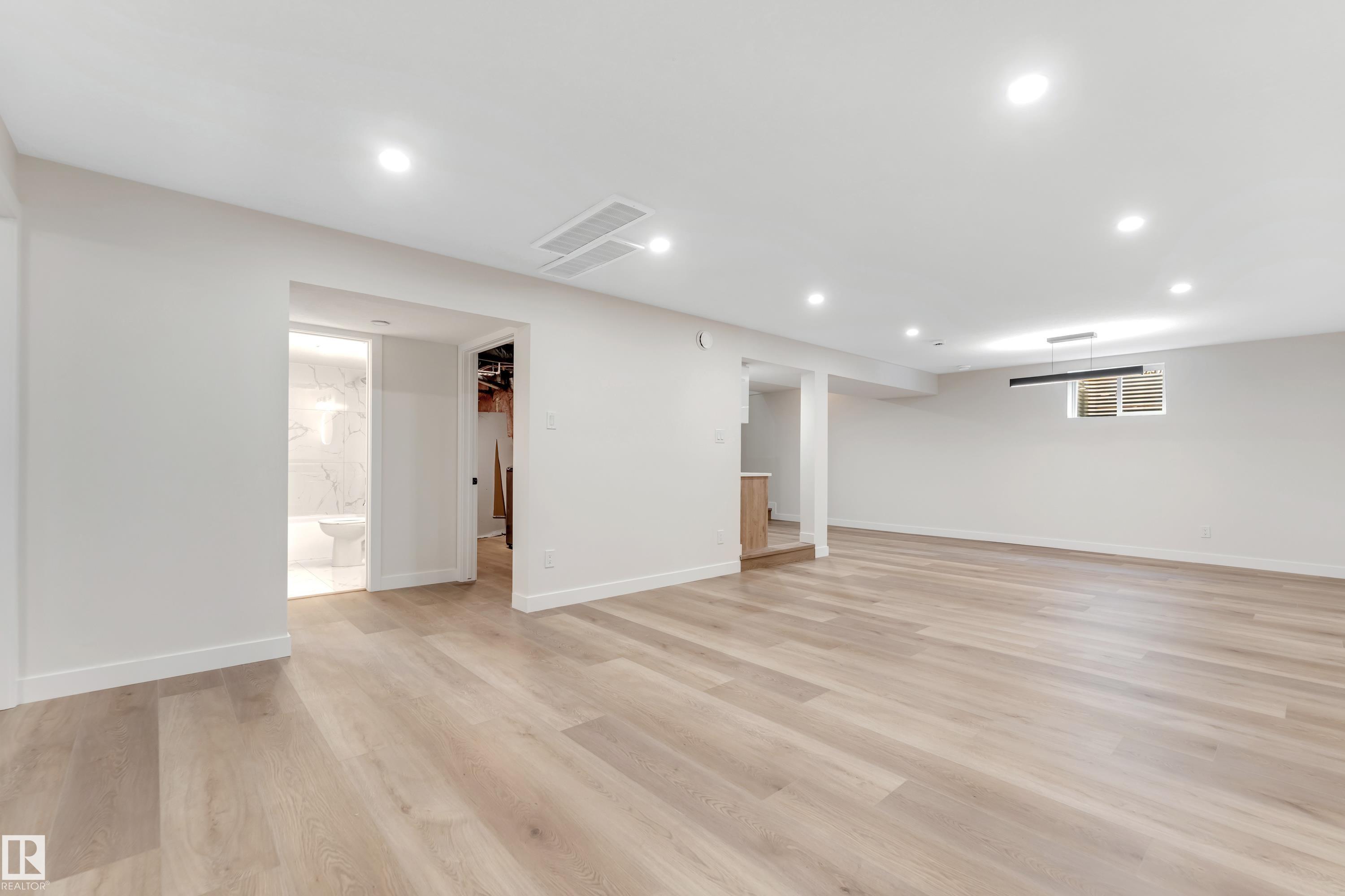 Photo 29 at 5907 137 Avenue NW, Belvedere, Edmonton