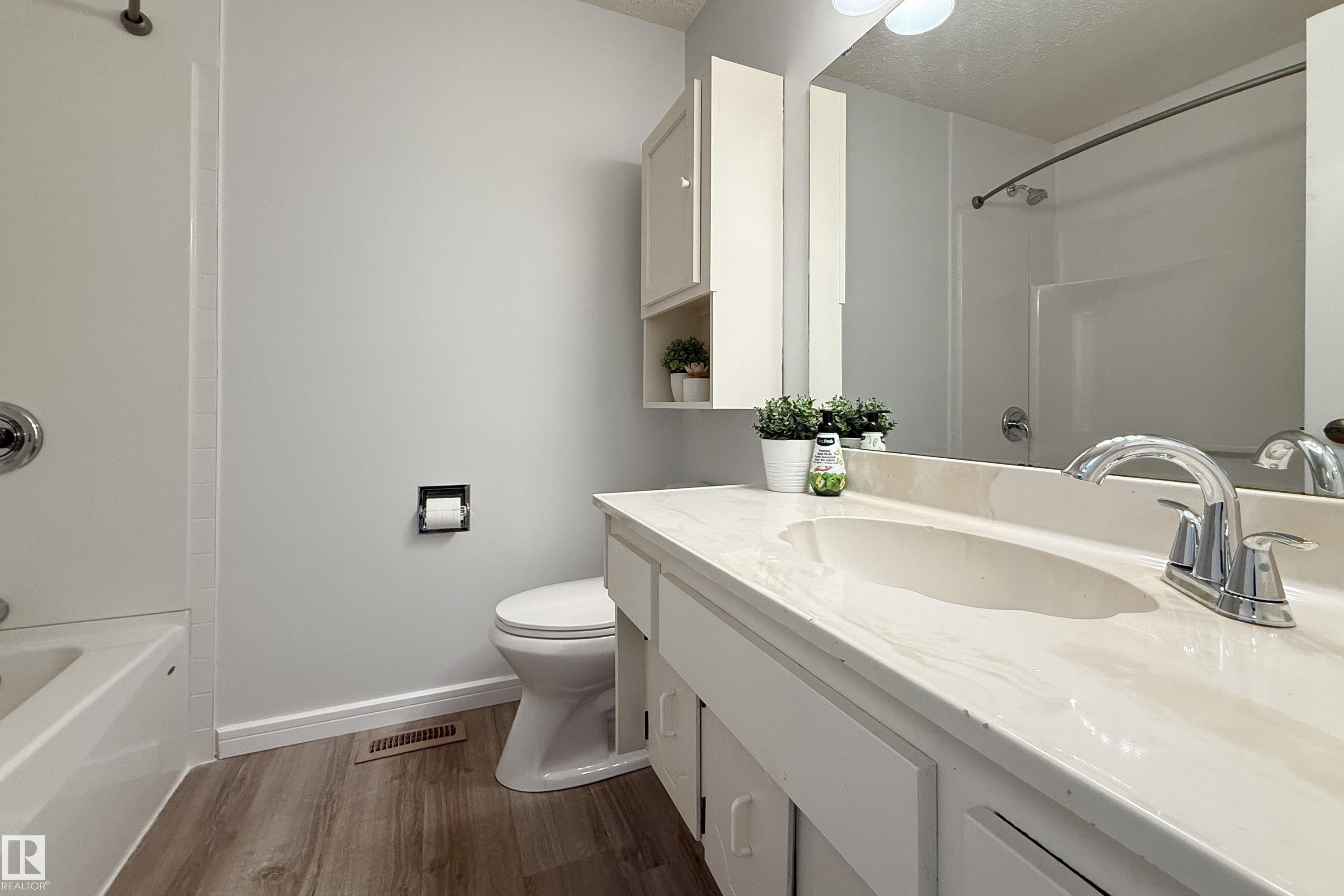 Photo 25 at 14511 21 Street NW, Fraser, Edmonton