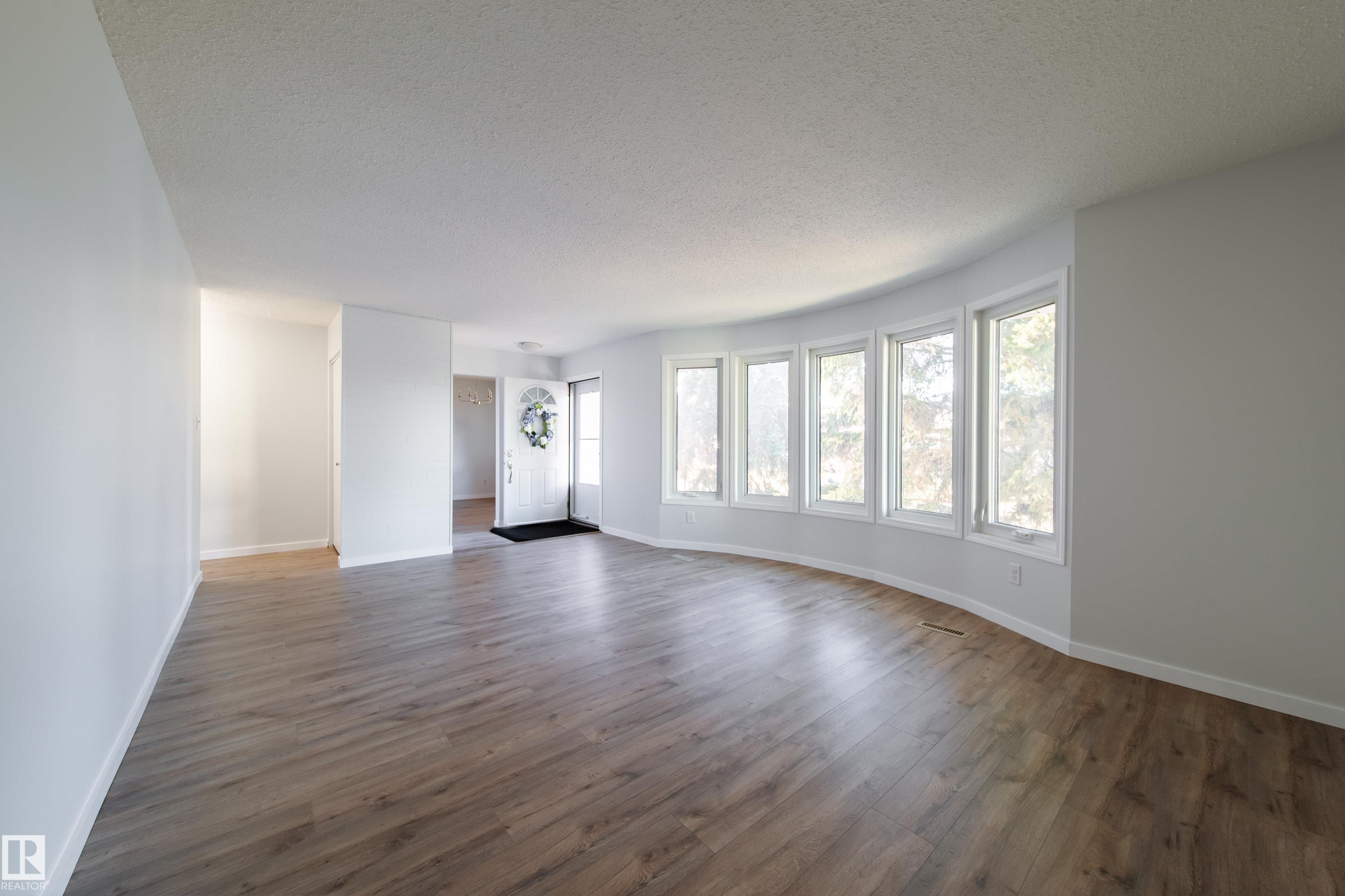 Photo 7 at 14511 21 Street NW, Fraser, Edmonton