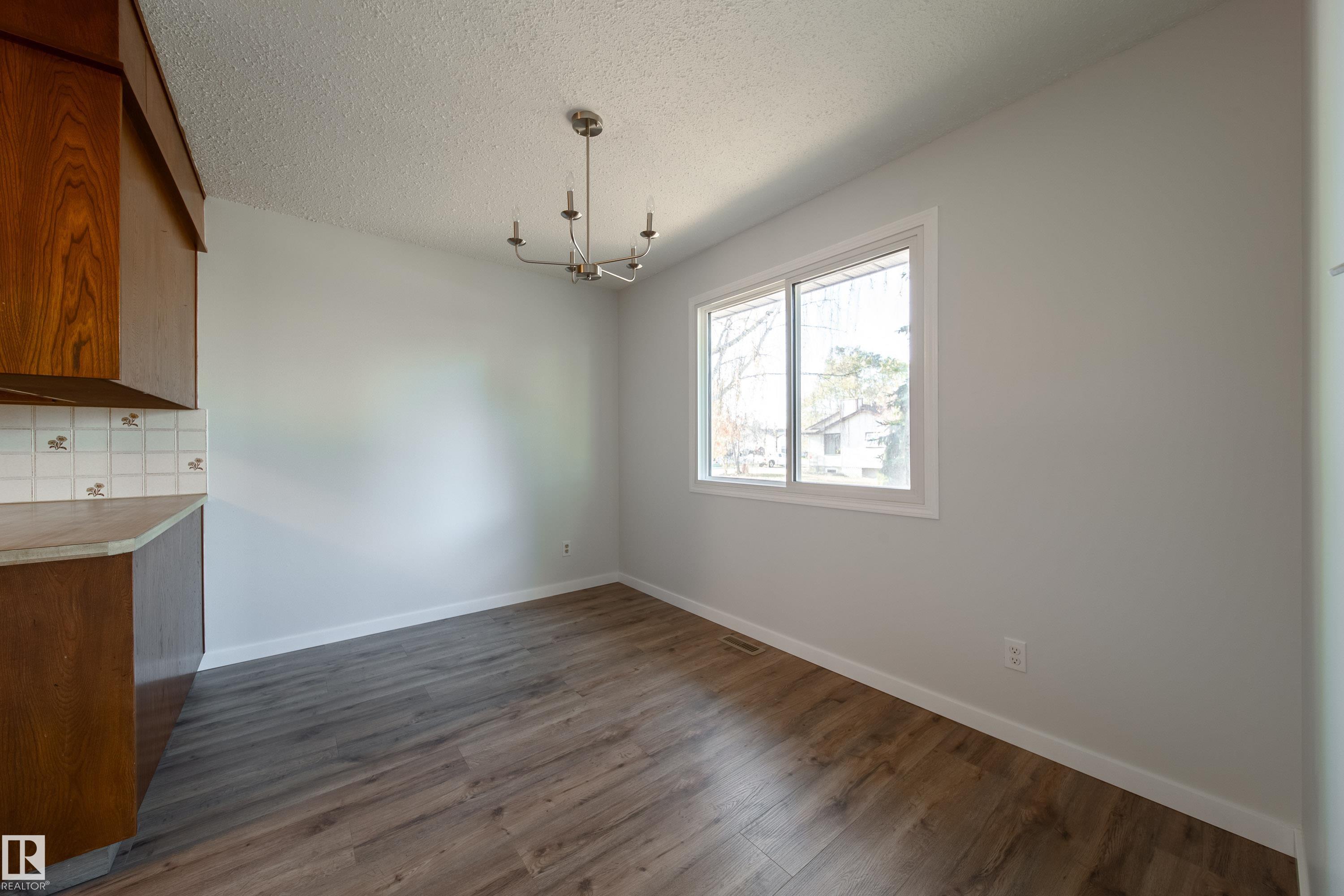 Photo 9 at 14511 21 Street NW, Fraser, Edmonton