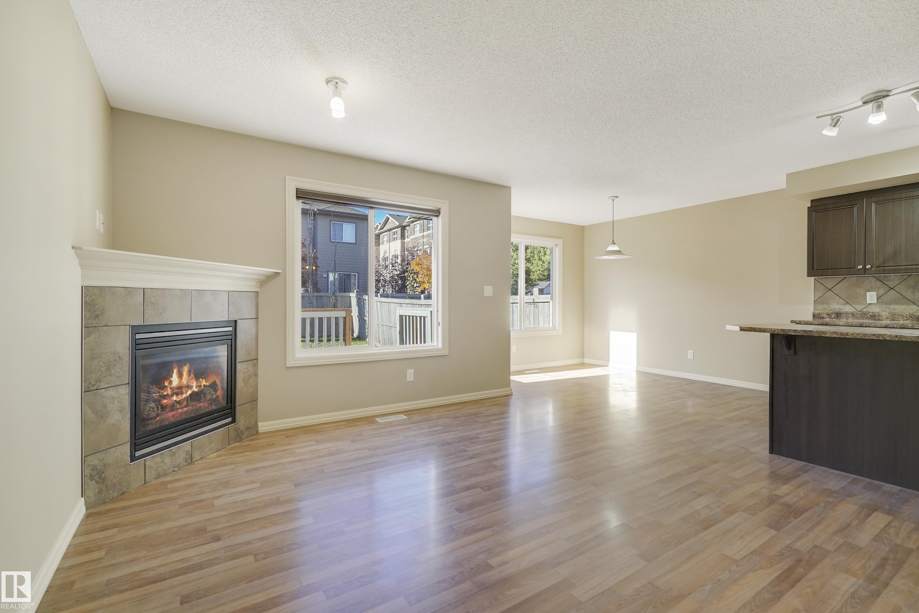 Photo 11 at 1323 Cunningham Drive SW, Callaghan, Edmonton