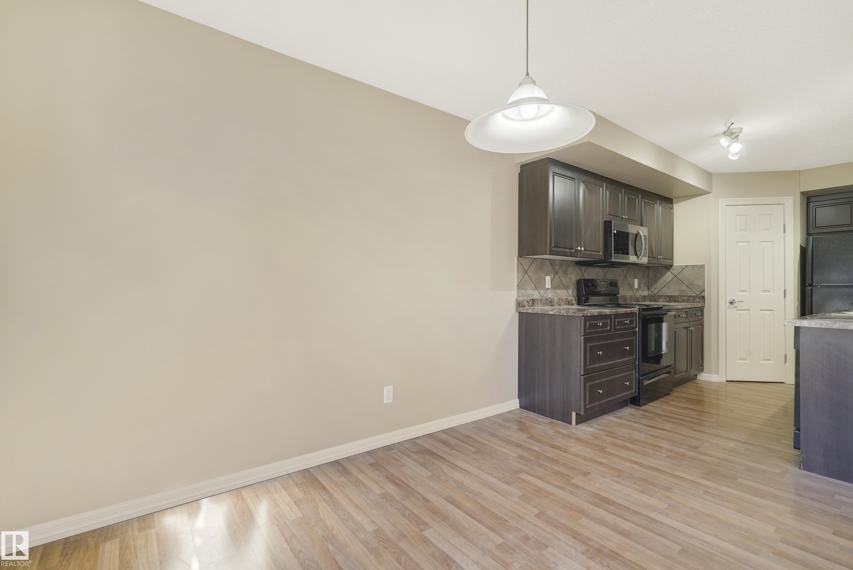 Photo 17 at 1323 Cunningham Drive SW, Callaghan, Edmonton