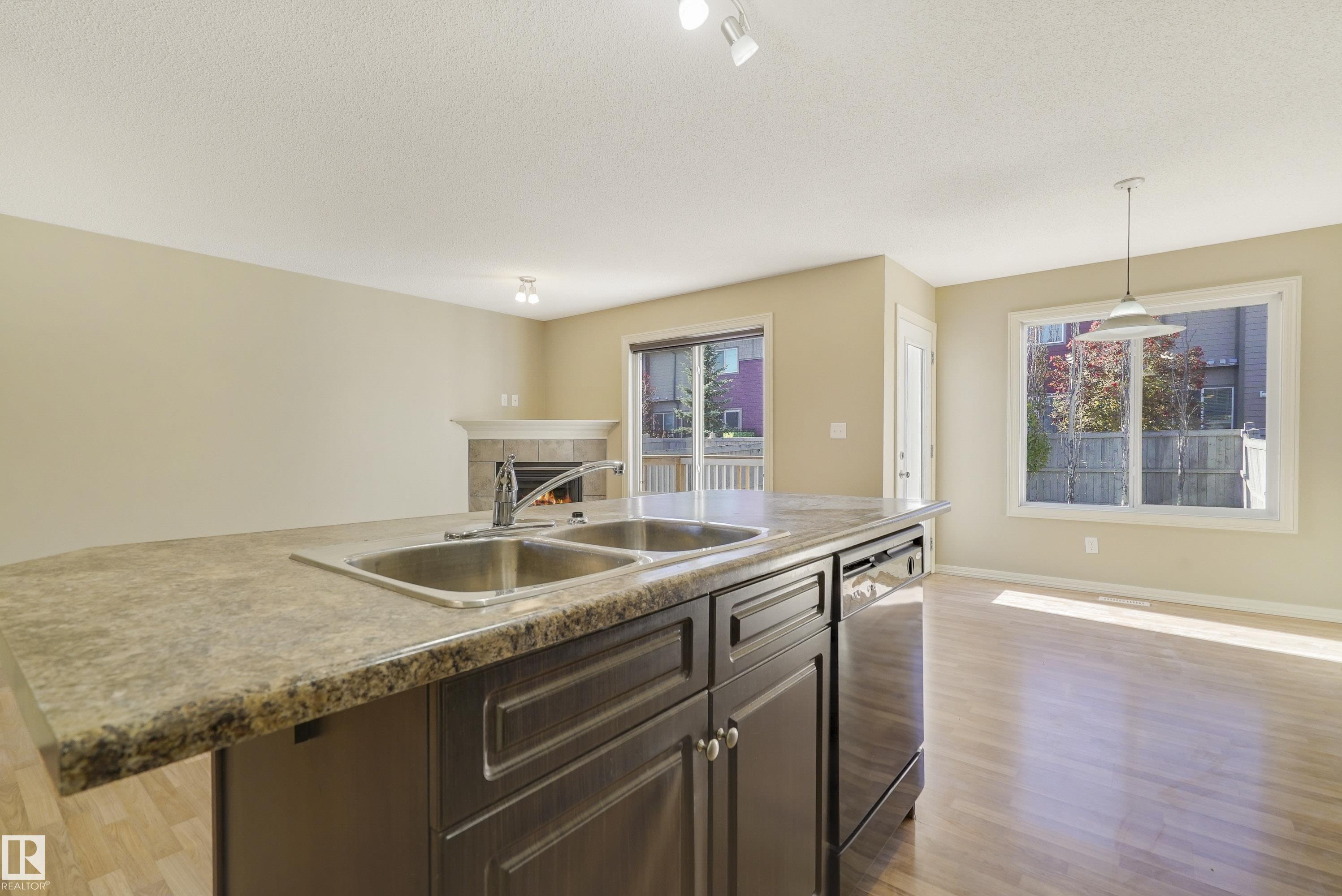 Photo 5 at 1323 Cunningham Drive SW, Callaghan, Edmonton