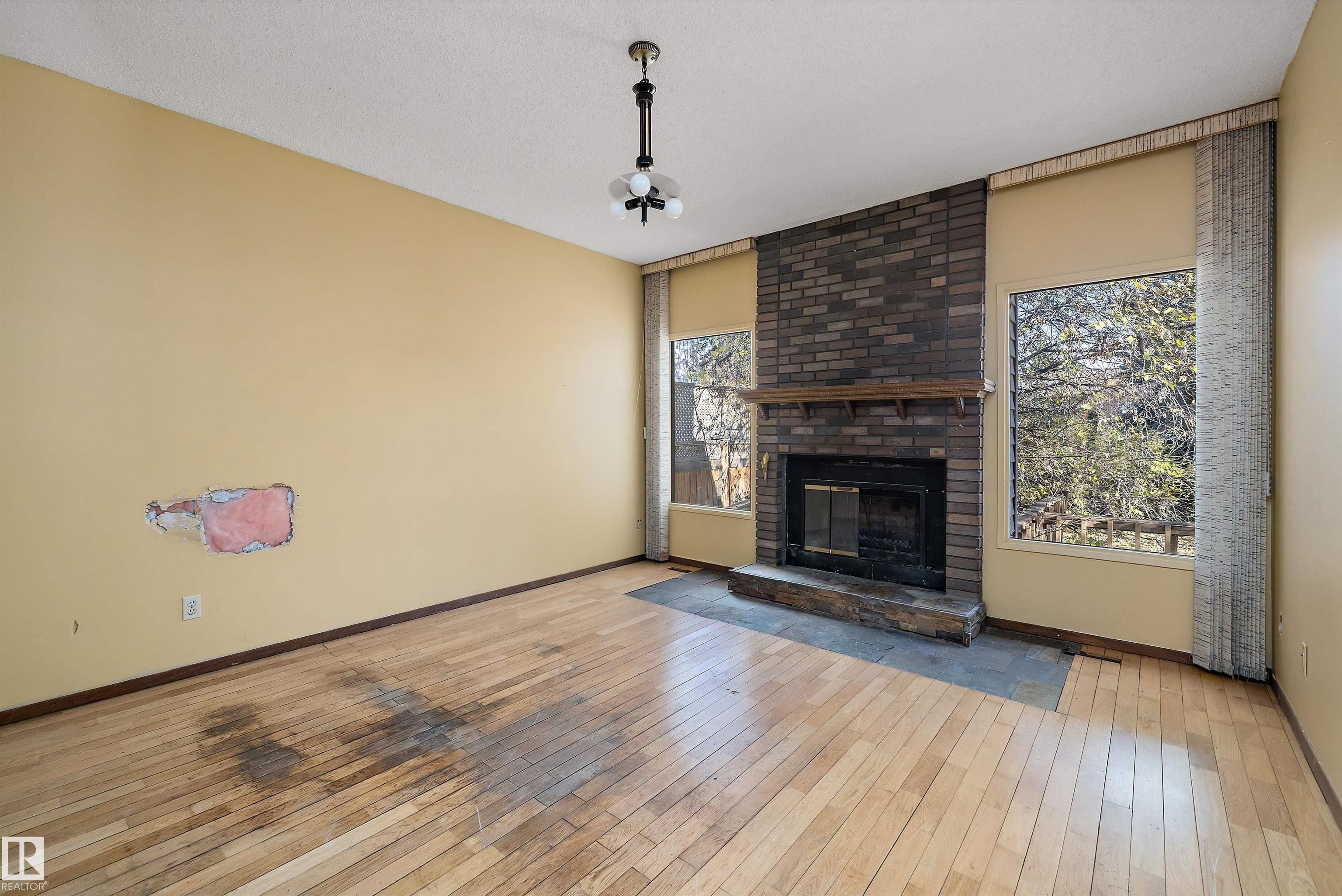 Photo 17 at 2031 104a Street NW, Keheewin, Edmonton