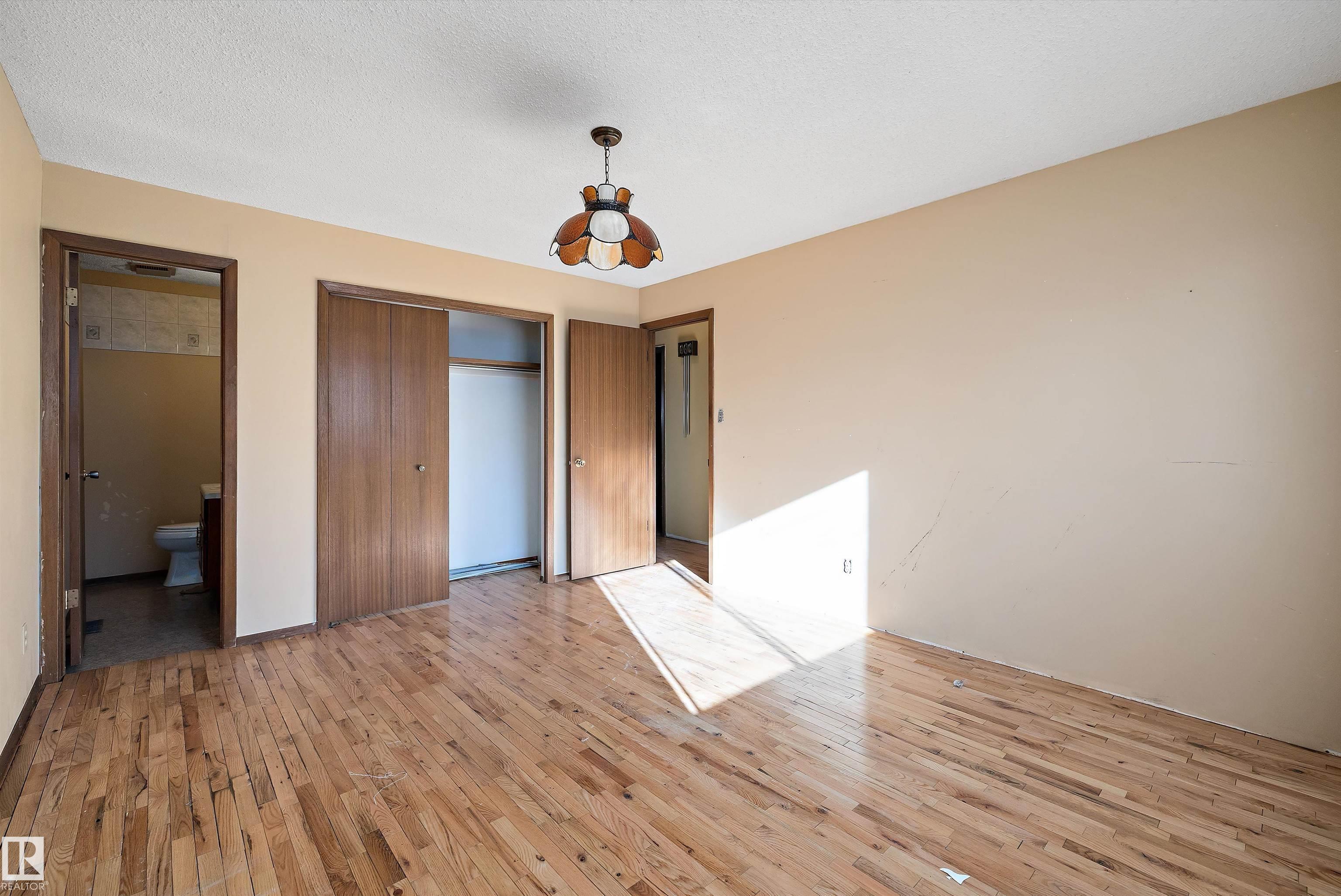 Photo 26 at 2031 104a Street NW, Keheewin, Edmonton