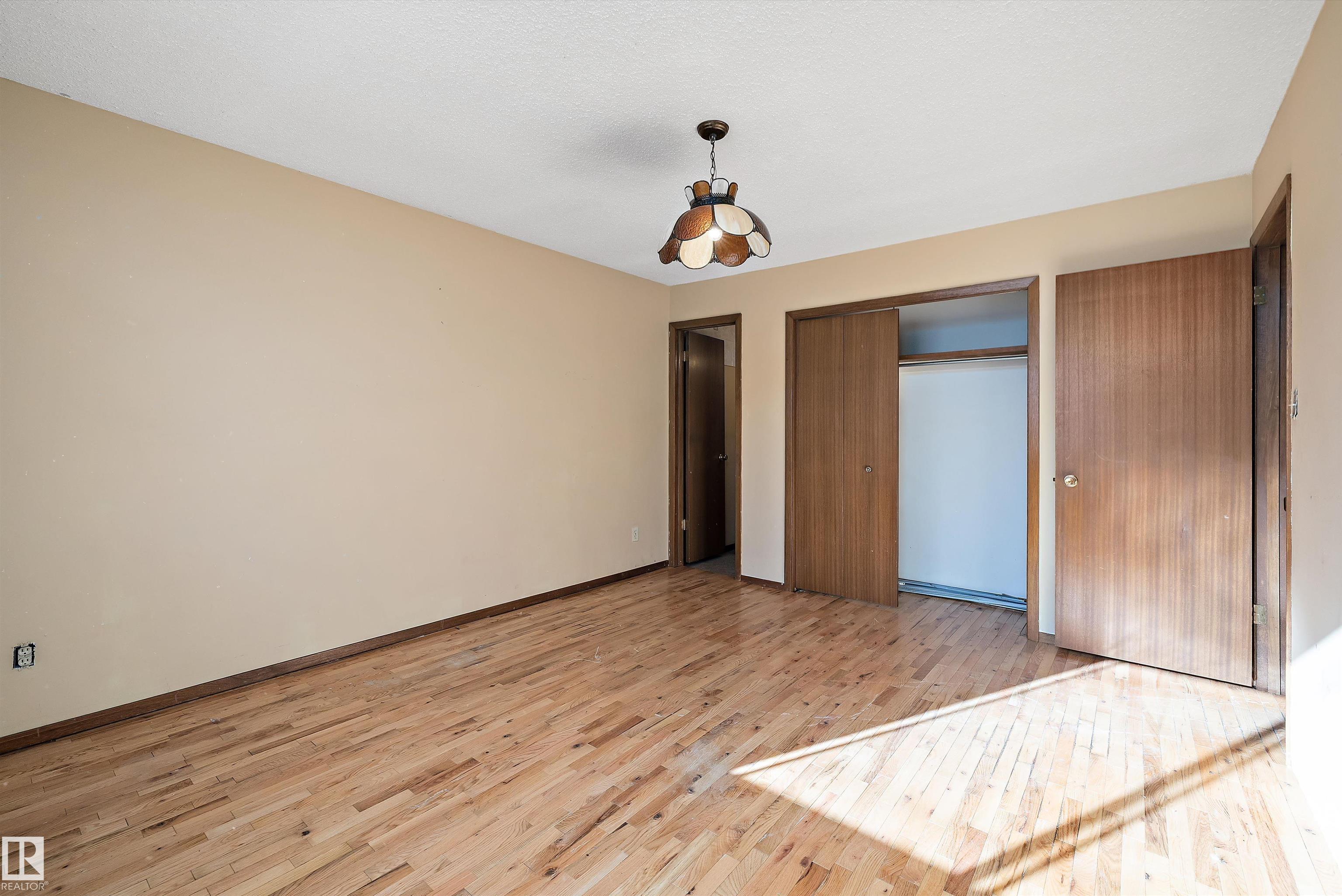 Photo 28 at 2031 104a Street NW, Keheewin, Edmonton