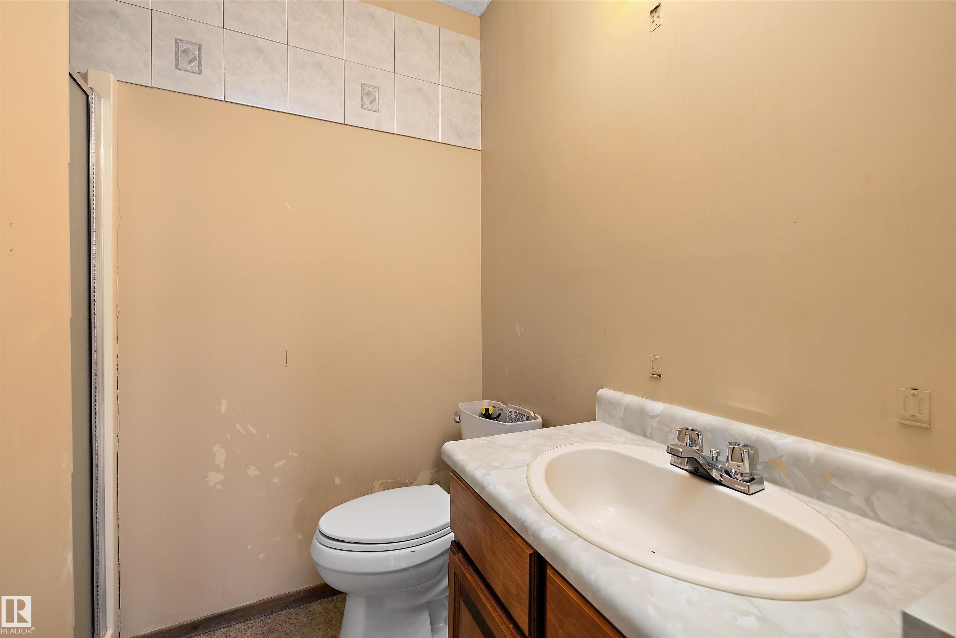 Photo 29 at 2031 104a Street NW, Keheewin, Edmonton