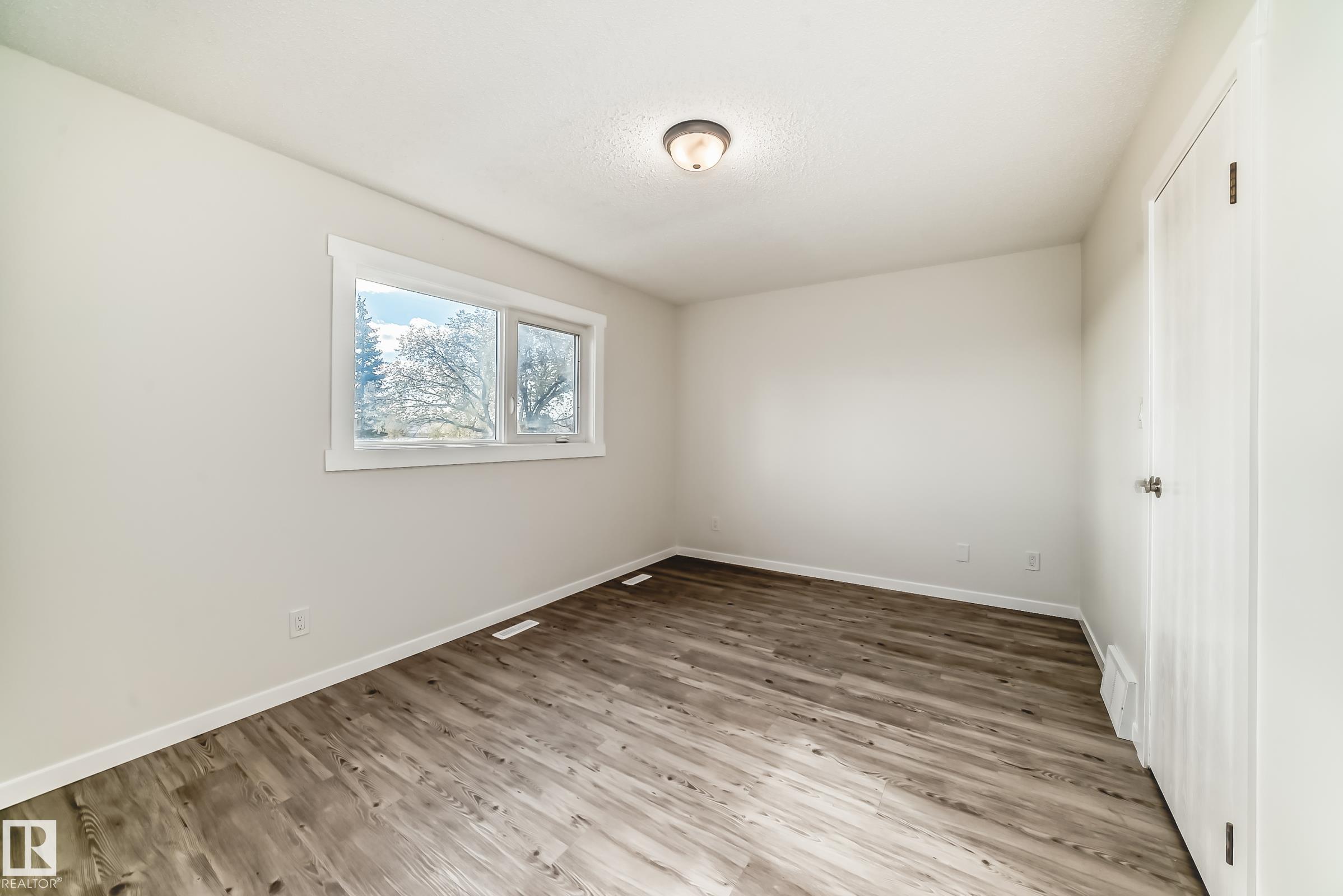 Photo 18 at 2017 108 Street NW, Keheewin, Edmonton