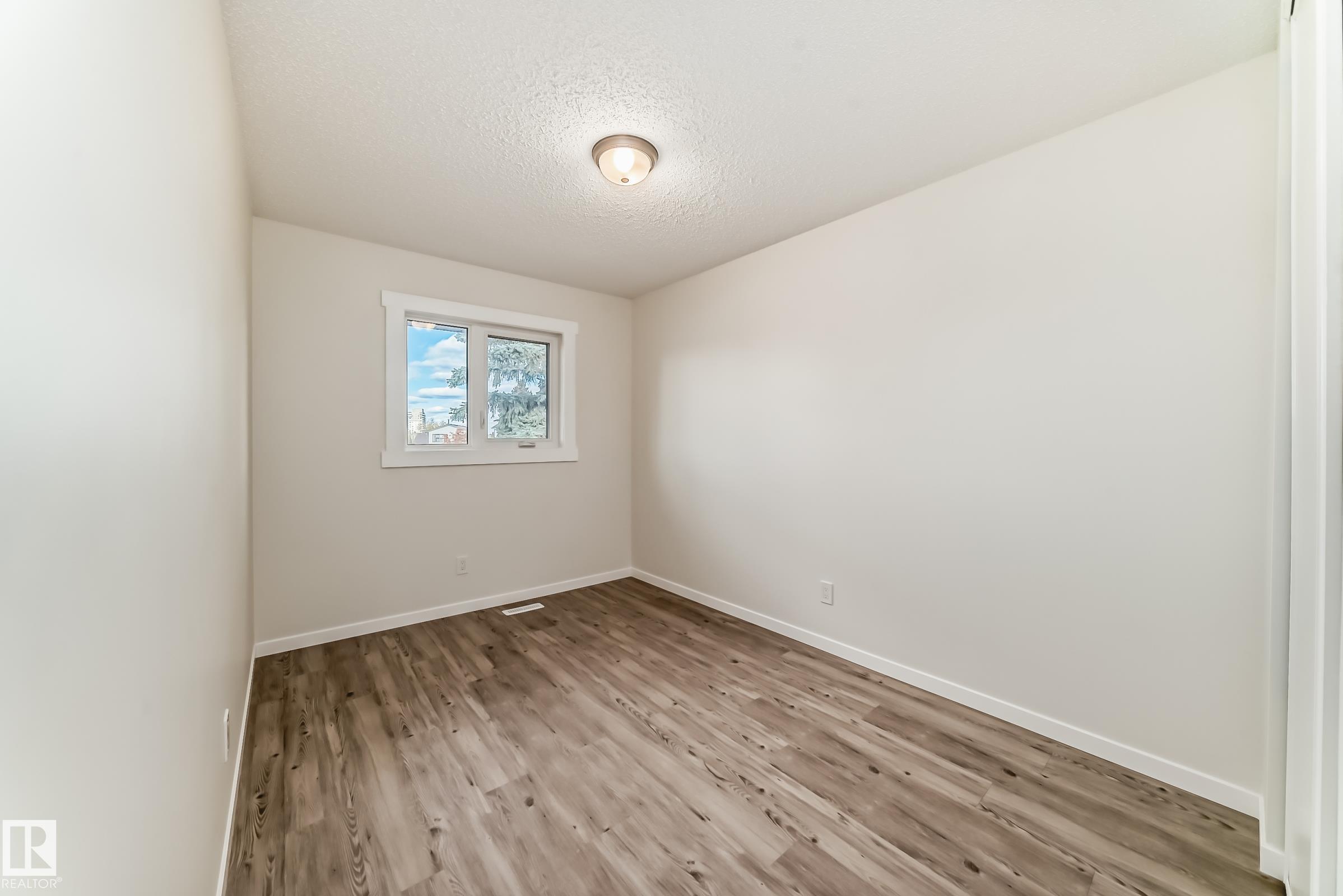 Photo 20 at 2017 108 Street NW, Keheewin, Edmonton