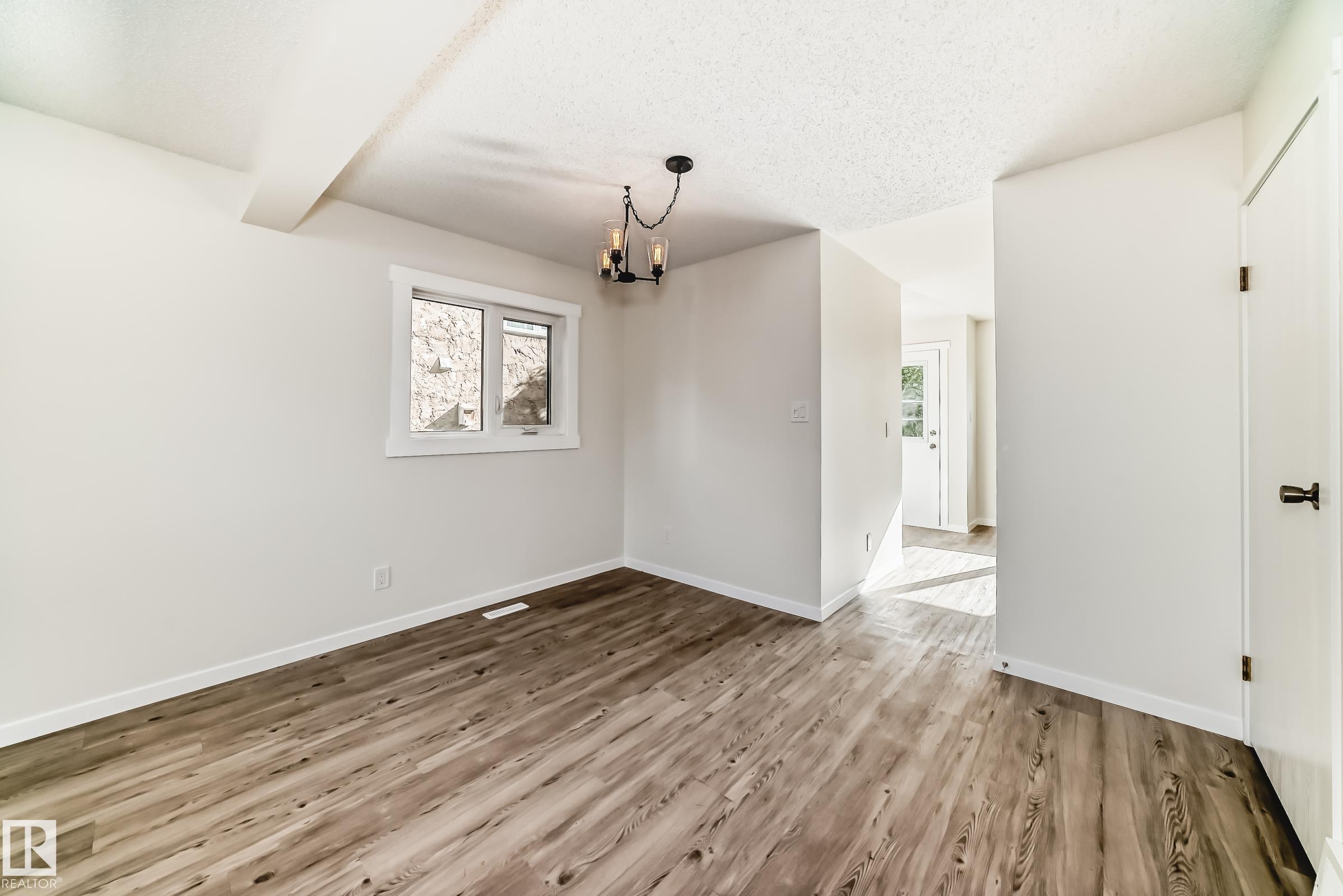 Photo 9 at 2017 108 Street NW, Keheewin, Edmonton