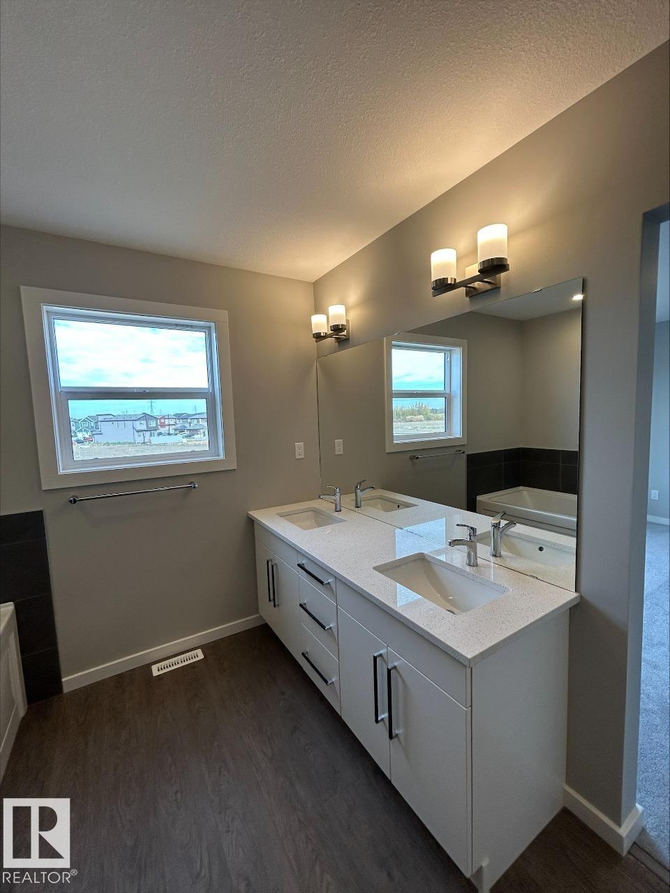 Photo 15 at 332 173 Avenue NW, Marquis, Edmonton