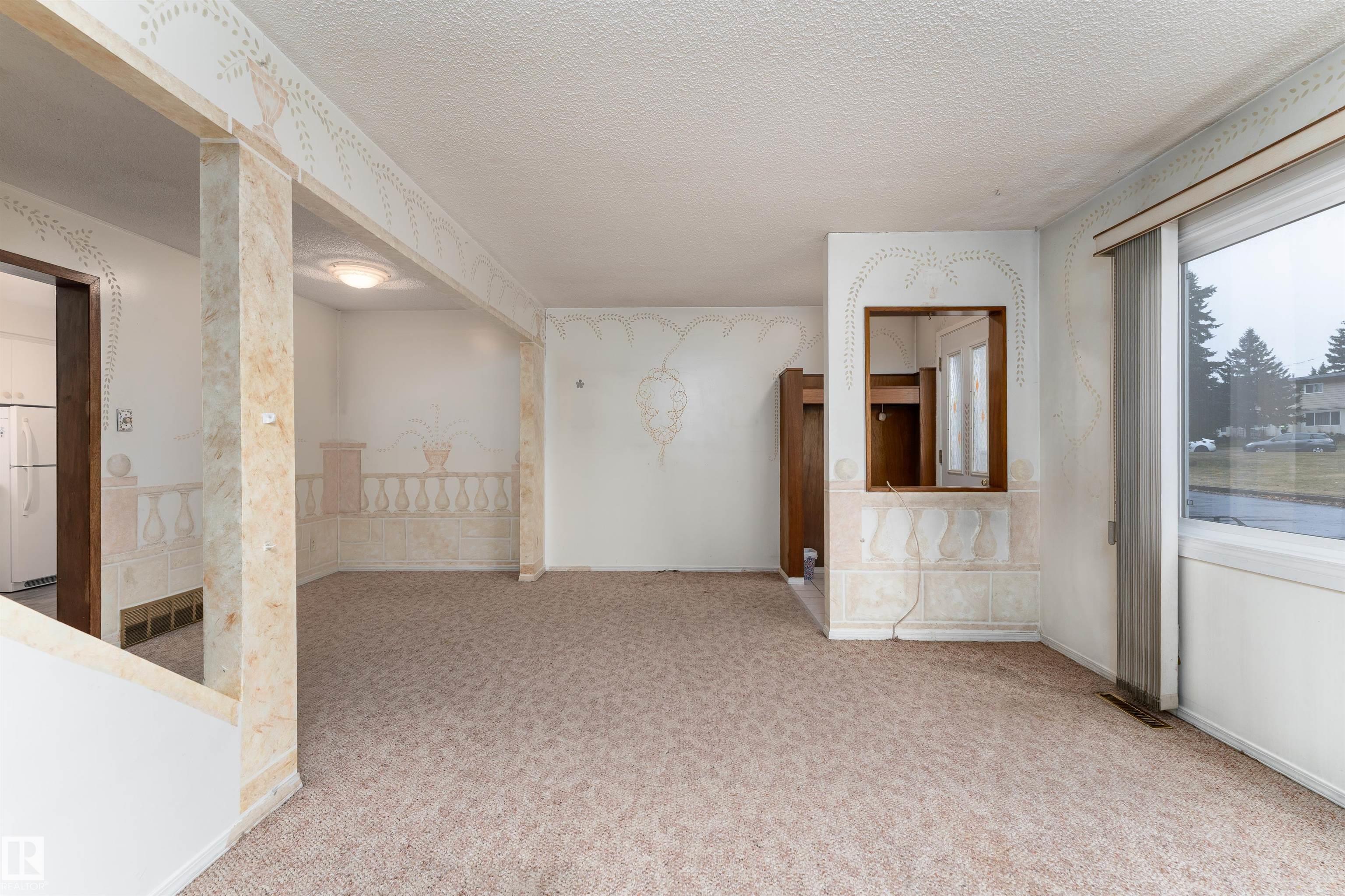 Photo 5 at 5105 106a Street NW, Pleasantview, Edmonton