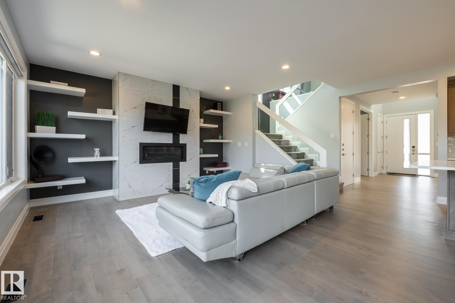 Photo 17 at 10936 71 Avenue NW, Parkallen, Edmonton