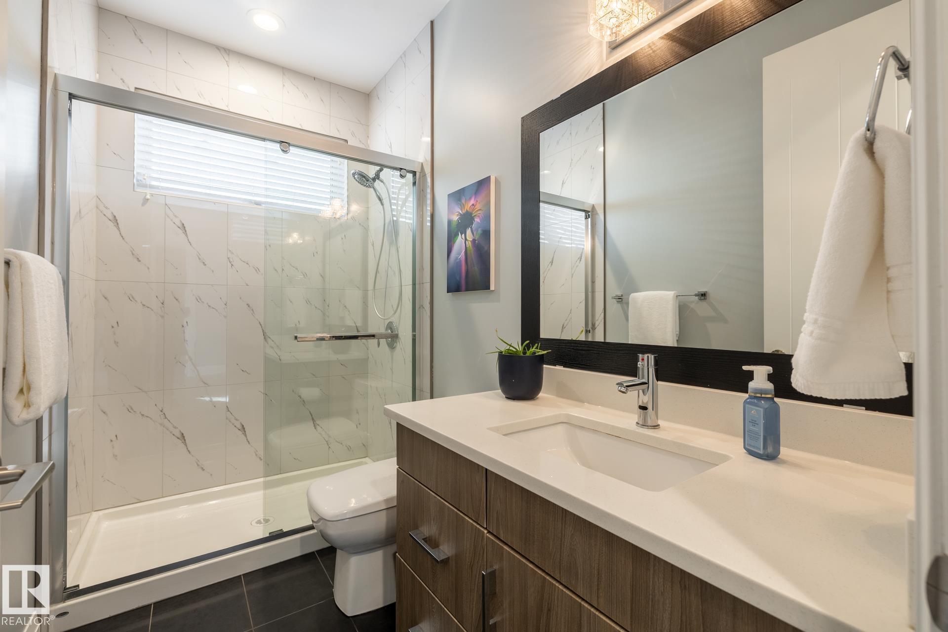 Photo 36 at 10936 71 Avenue NW, Parkallen, Edmonton