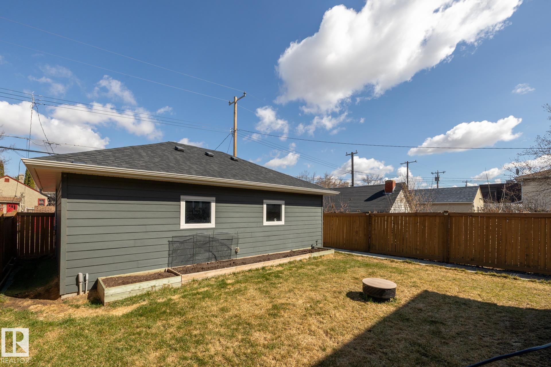 Photo 65 at 10936 71 Avenue NW, Parkallen, Edmonton