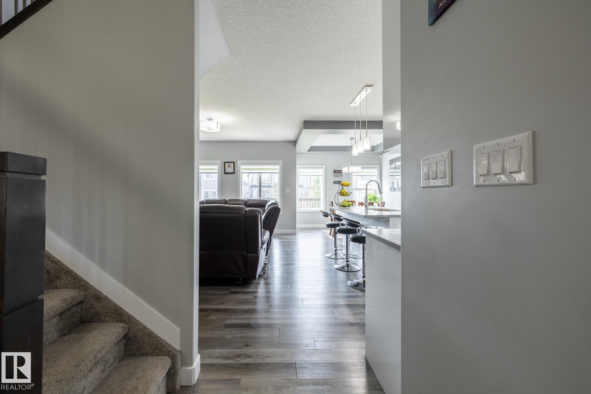 Photo 11 at 9327 Cooper Bend SW, Chappelle Area, Edmonton