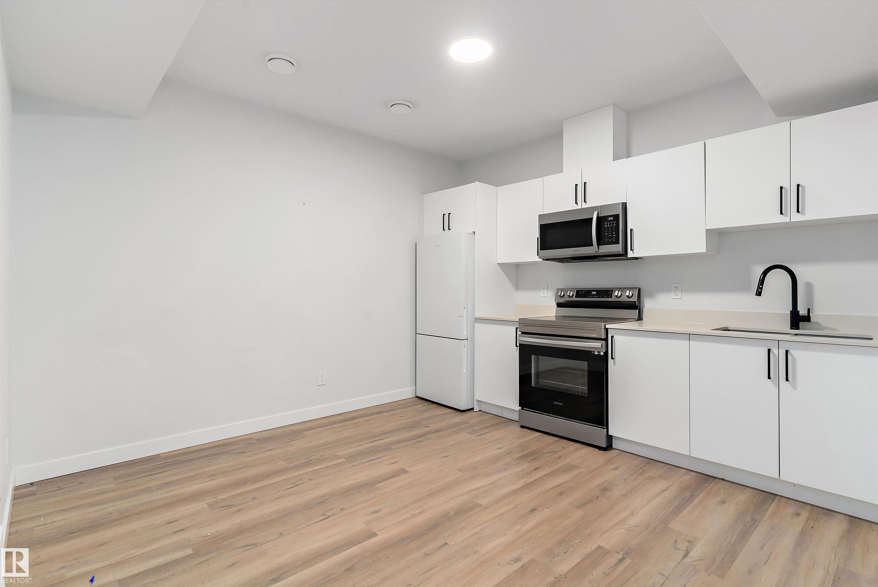 Photo 38 at 5747 Kootook Way SW, Keswick, Edmonton