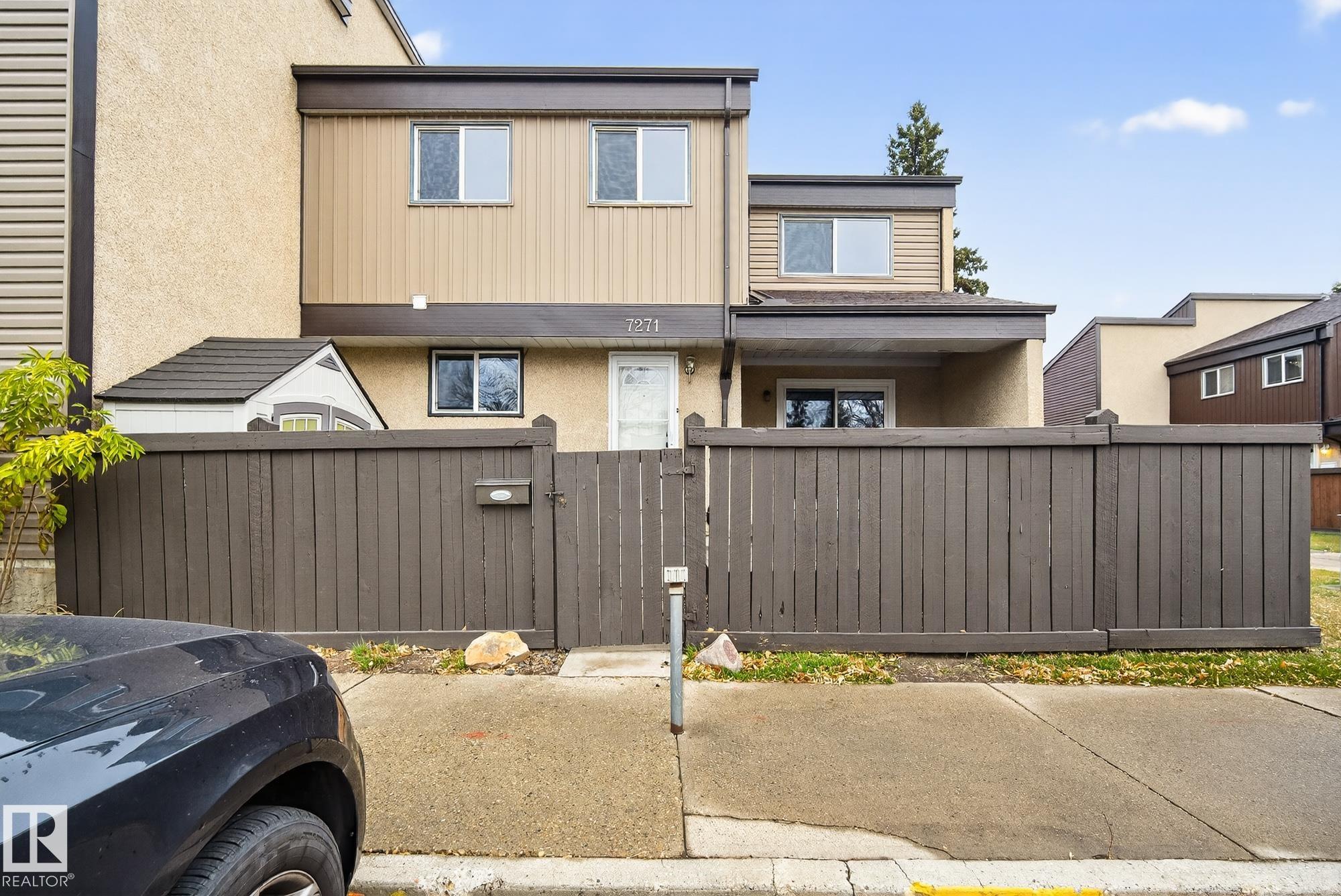 Photo 3 at 7271 180 Street NW, Lymburn, Edmonton