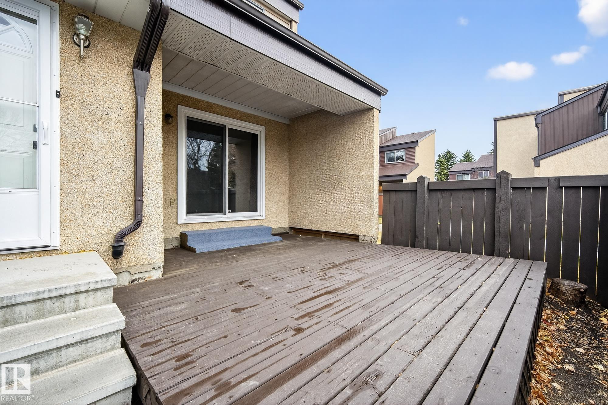 Photo 4 at 7271 180 Street NW, Lymburn, Edmonton